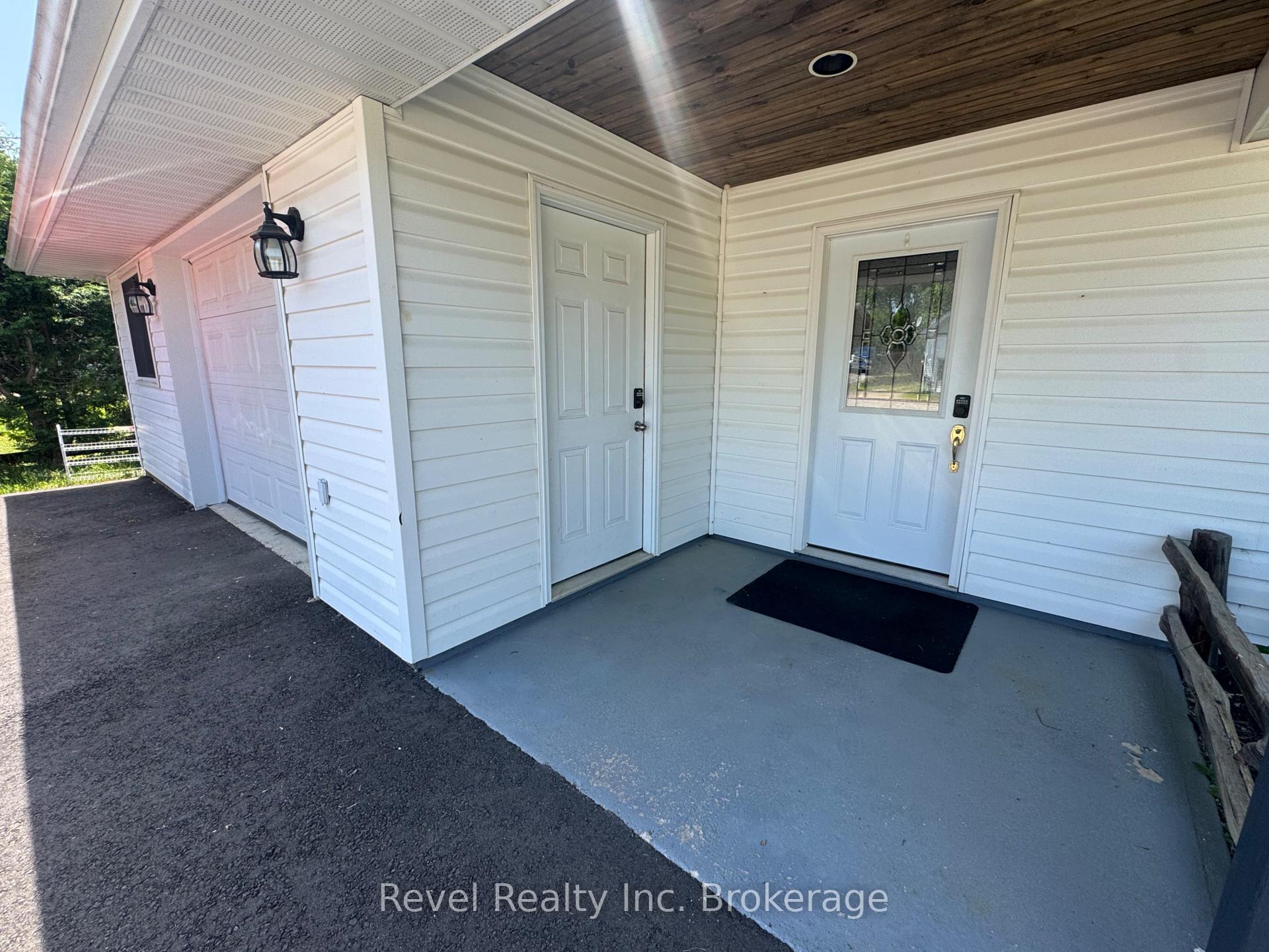 Photo 33 of 160 Sixth Street, Mattawa — HOMEH