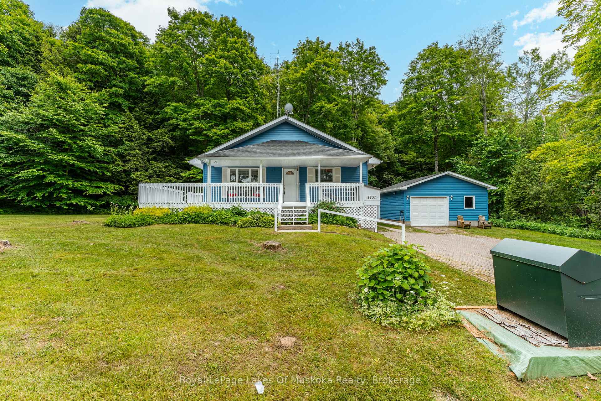 Photo 3 of 1851 Cedar Lane, Bracebridge, Macaulay — HOMEH