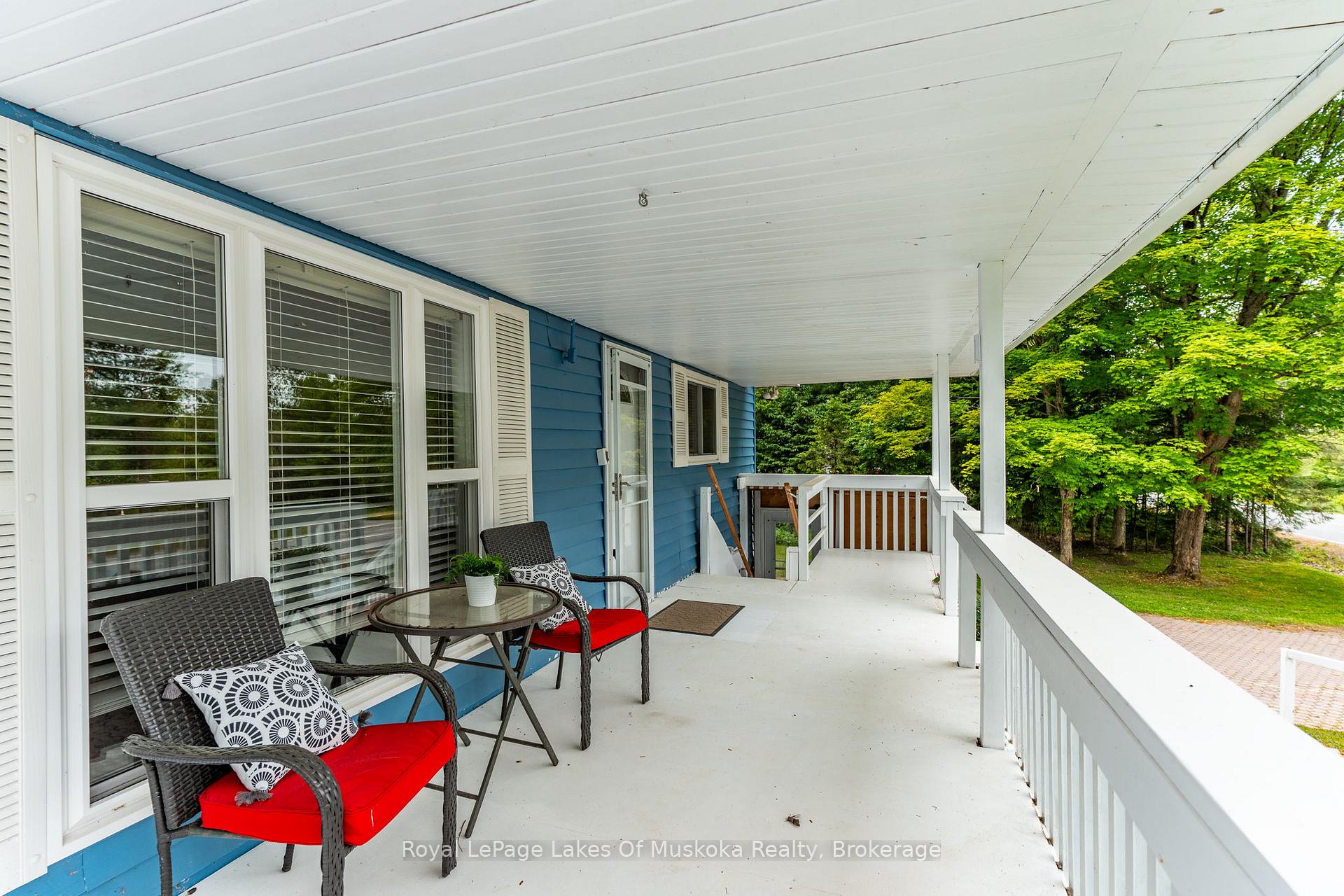 Photo 9 of 1851 Cedar Lane, Bracebridge, Macaulay — HOMEH