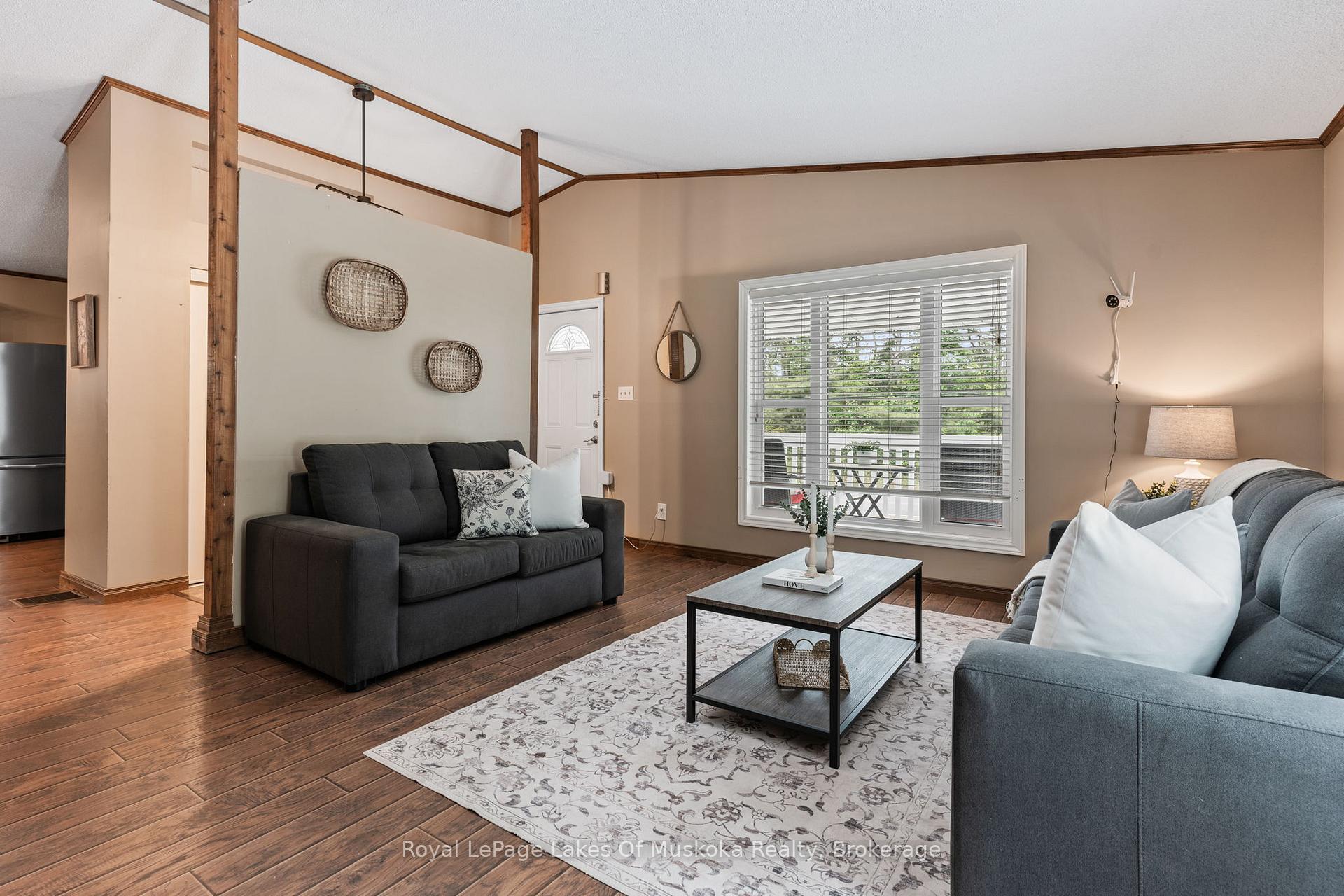 Photo 10 of 1851 Cedar Lane, Bracebridge, Macaulay — HOMEH