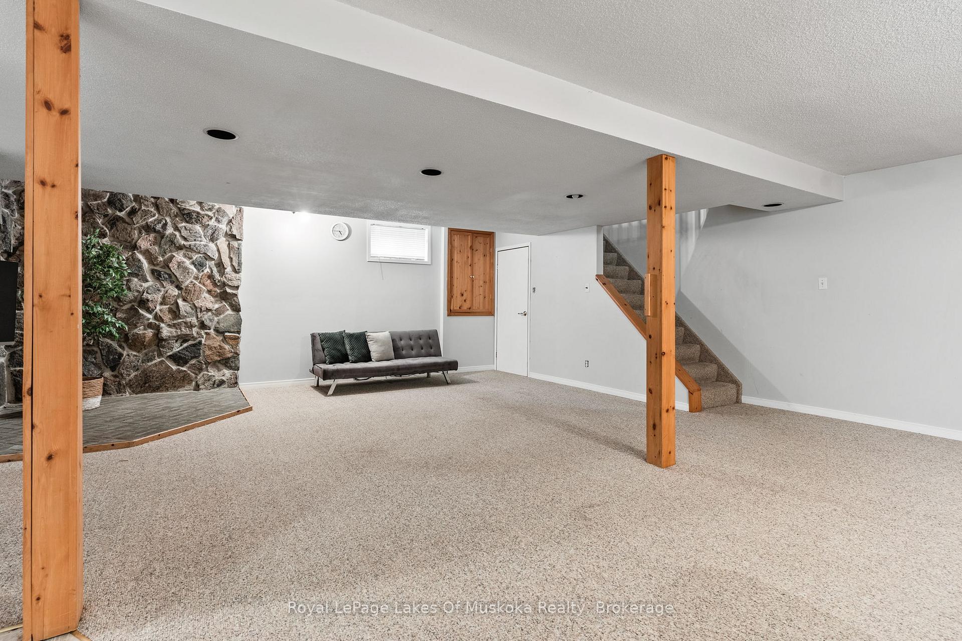 Photo 29 of 1851 Cedar Lane, Bracebridge, Macaulay — HOMEH