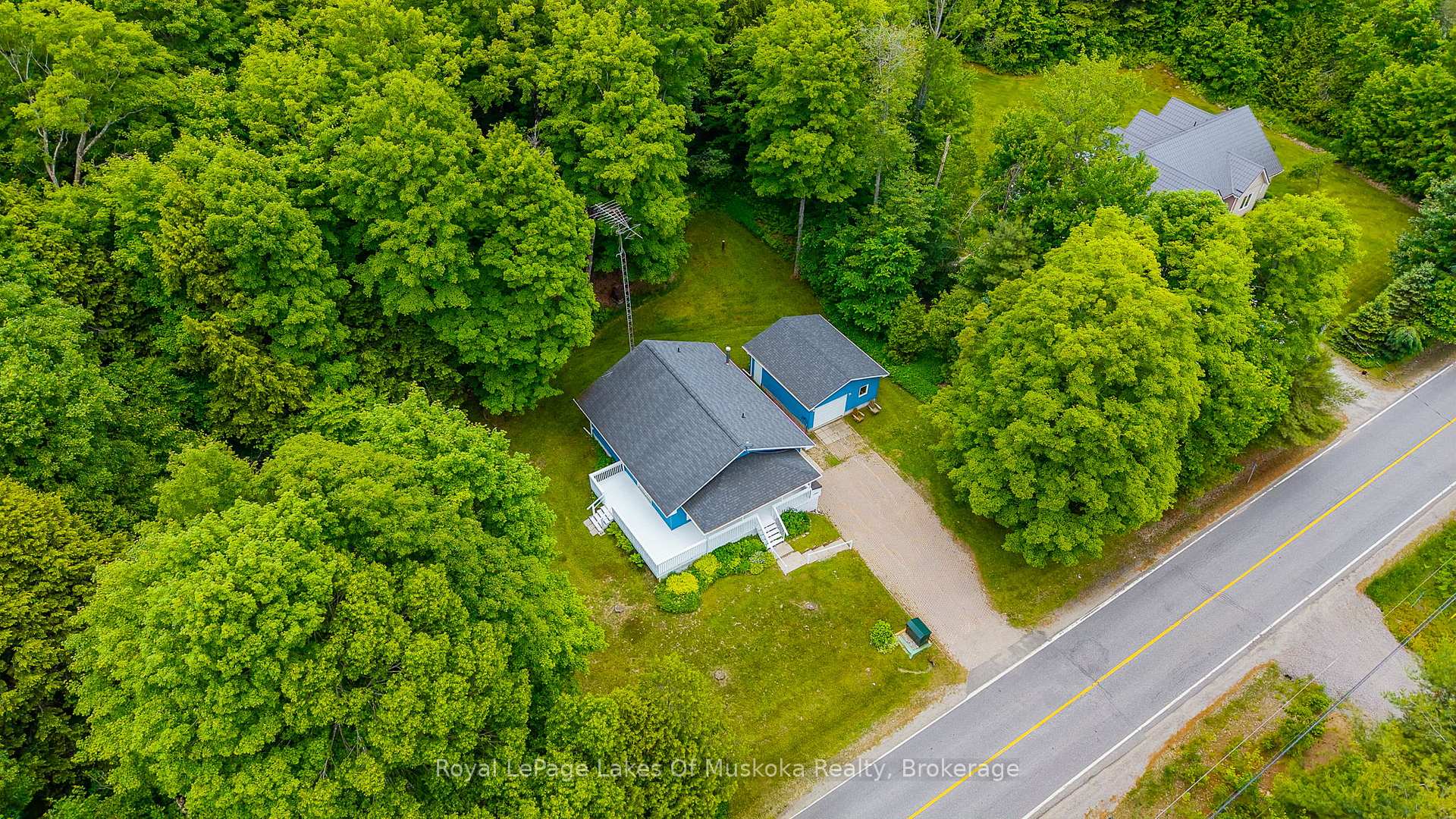 Photo 35 of 1851 Cedar Lane, Bracebridge, Macaulay — HOMEH