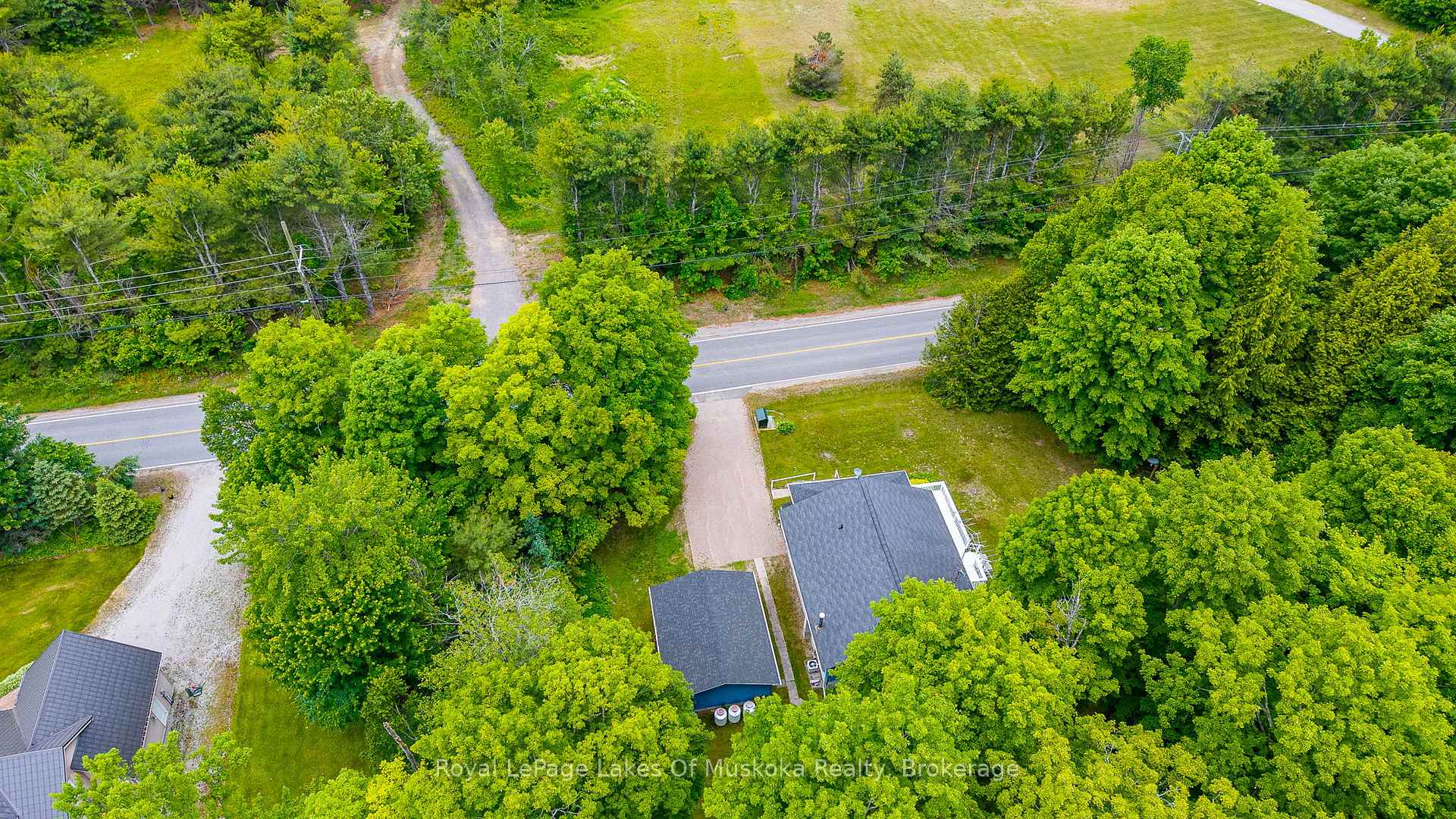 Photo 45 of 1851 Cedar Lane, Bracebridge, Macaulay — HOMEH