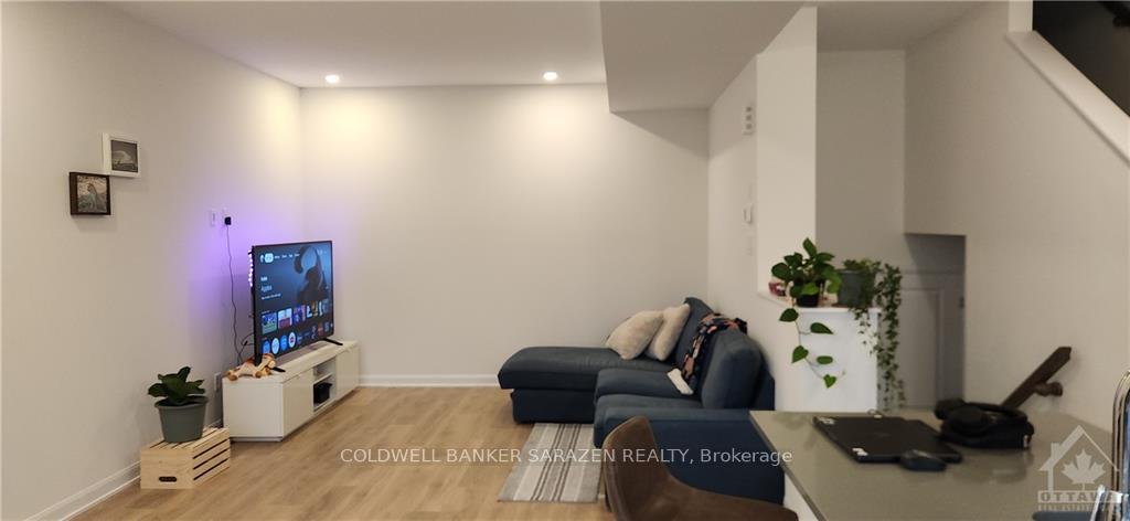 Photo 9 of 915 Lixnaw Court, Ottawa, Barrhaven - Half Moon Bay — HOMEH