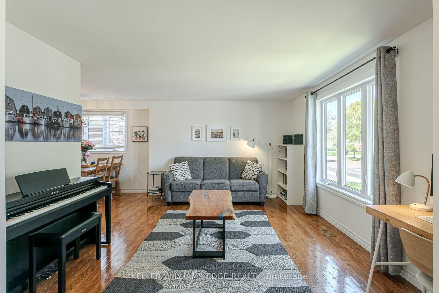 Photo 23 of 53 Nautical Road, Brantford — HOMEH
