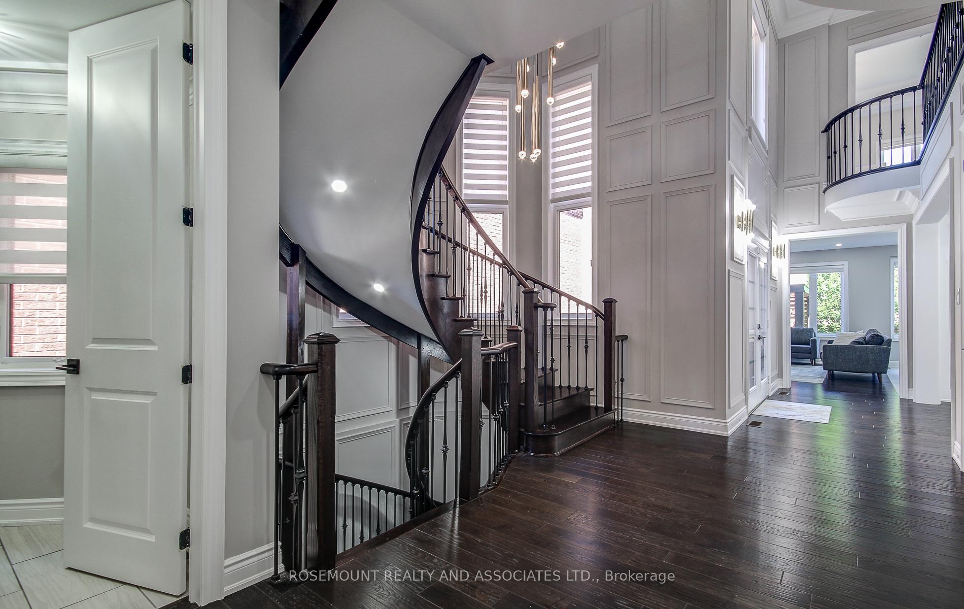 Photo 6 of 24 Elderslie Crescent, Vaughan, Kleinburg — HOMEH