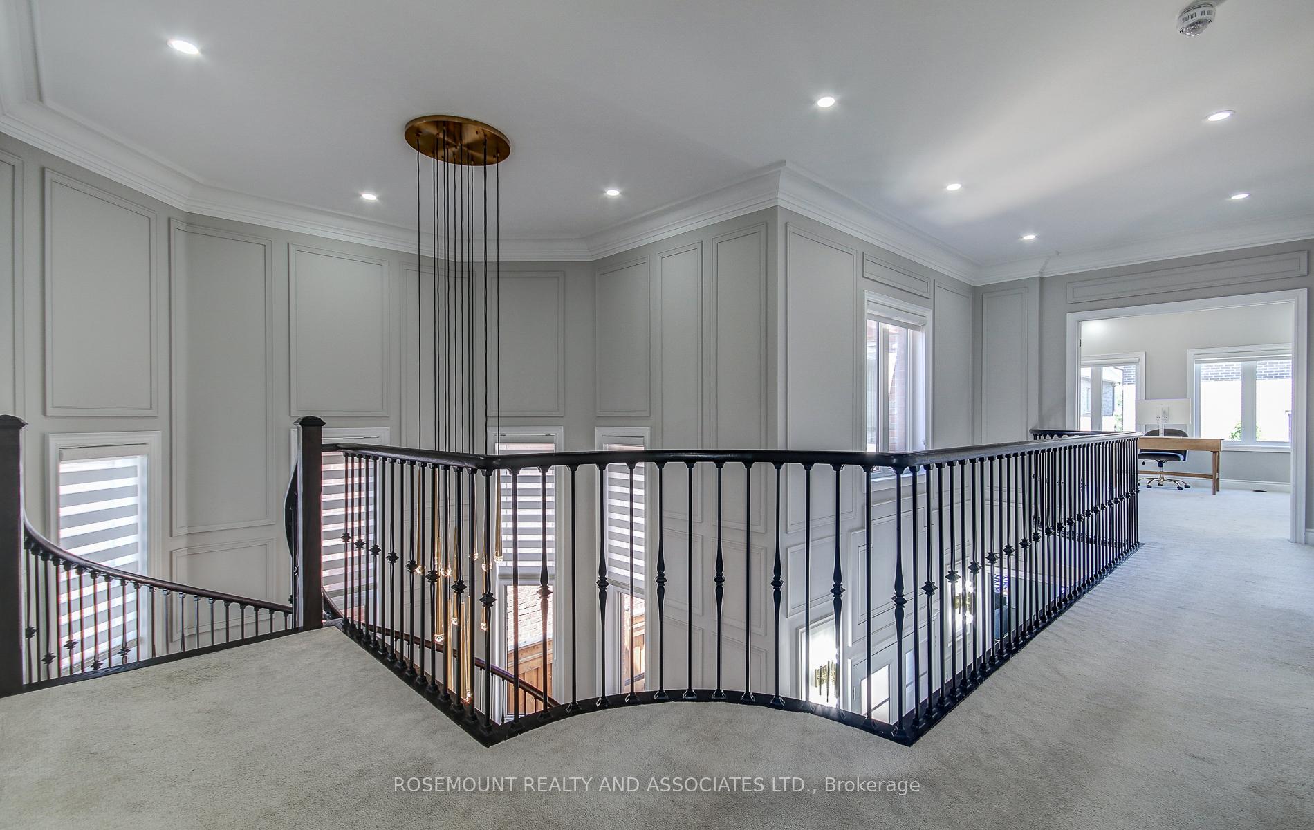 Photo 10 of 24 Elderslie Crescent, Vaughan, Kleinburg — HOMEH