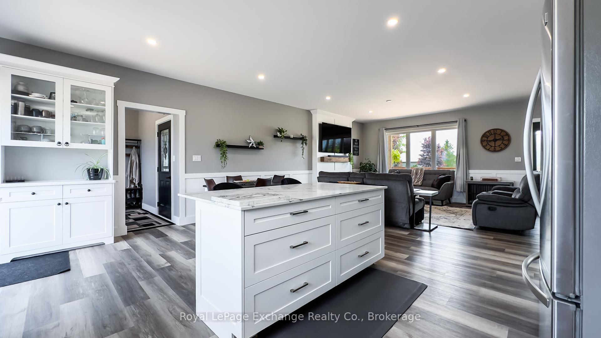 Photo 13 of 12 8 Concession, Huron-Kinloss — HOMEH