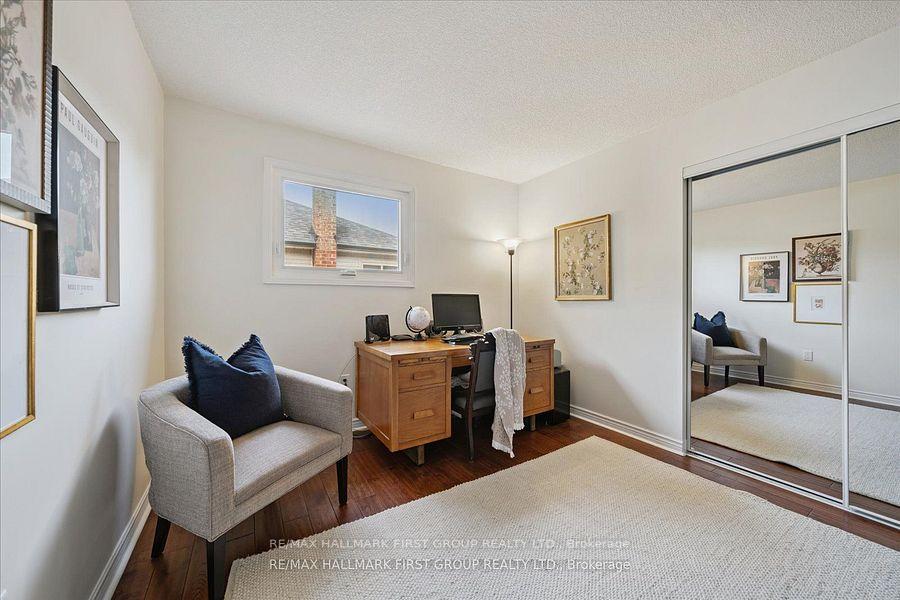 Photo 6 of 40 Spiers Crescent, Ajax, South East — HOMEH