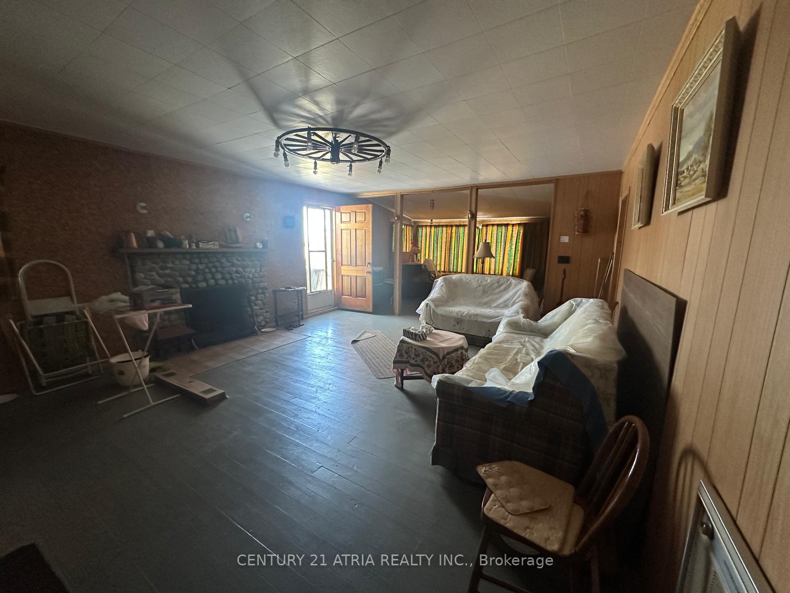 Photo 5 of 452 Champlain Road, Penetanguishene — HOMEH