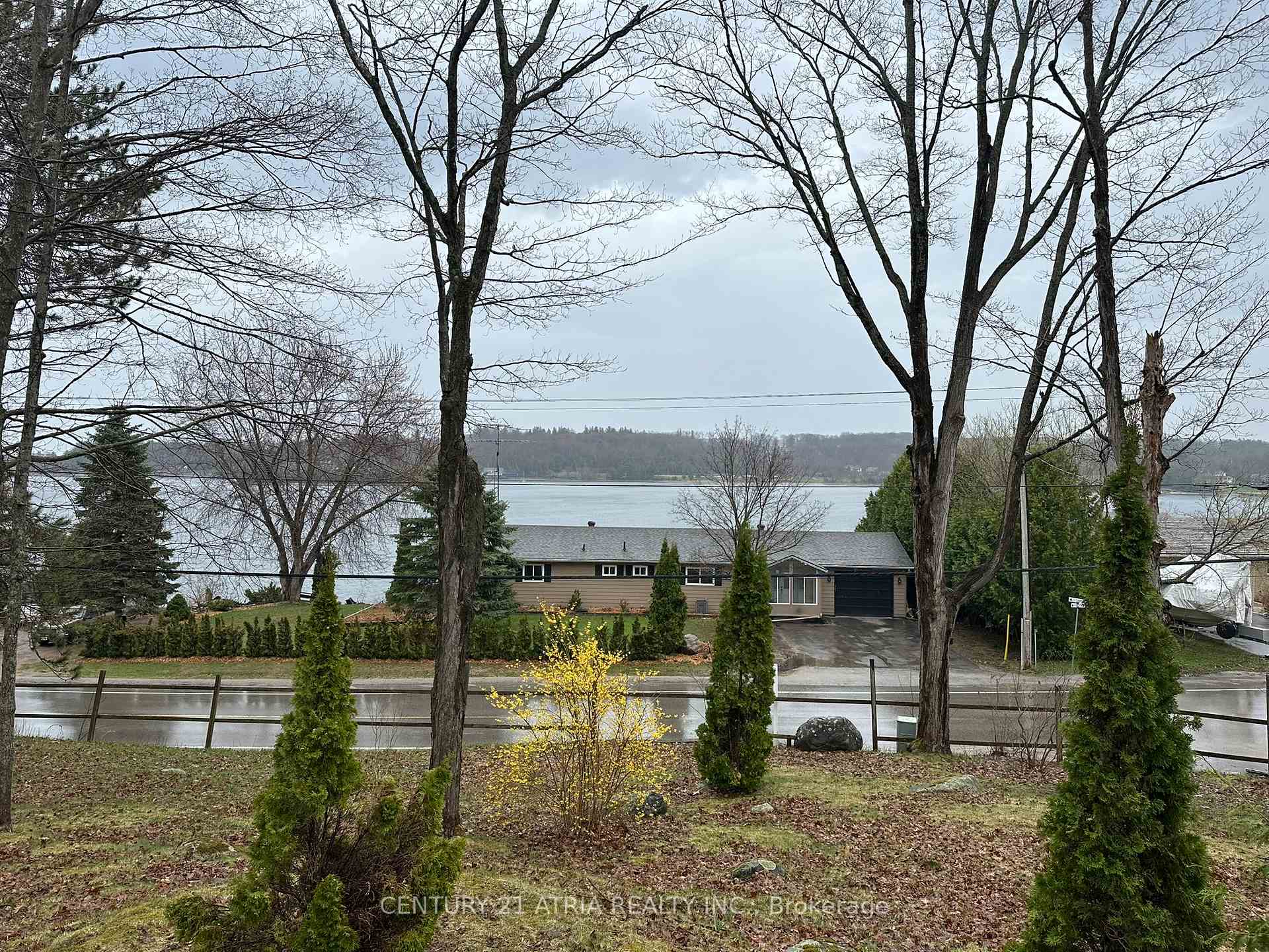 Photo 9 of 452 Champlain Road, Penetanguishene — HOMEH