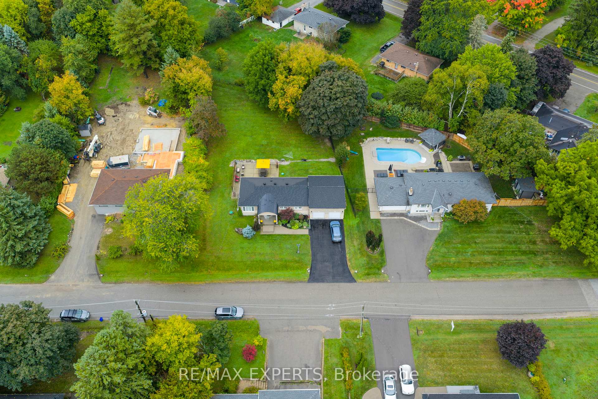 Photo 5 of 76 Bachley Crescent, King, Rural King — HOMEH
