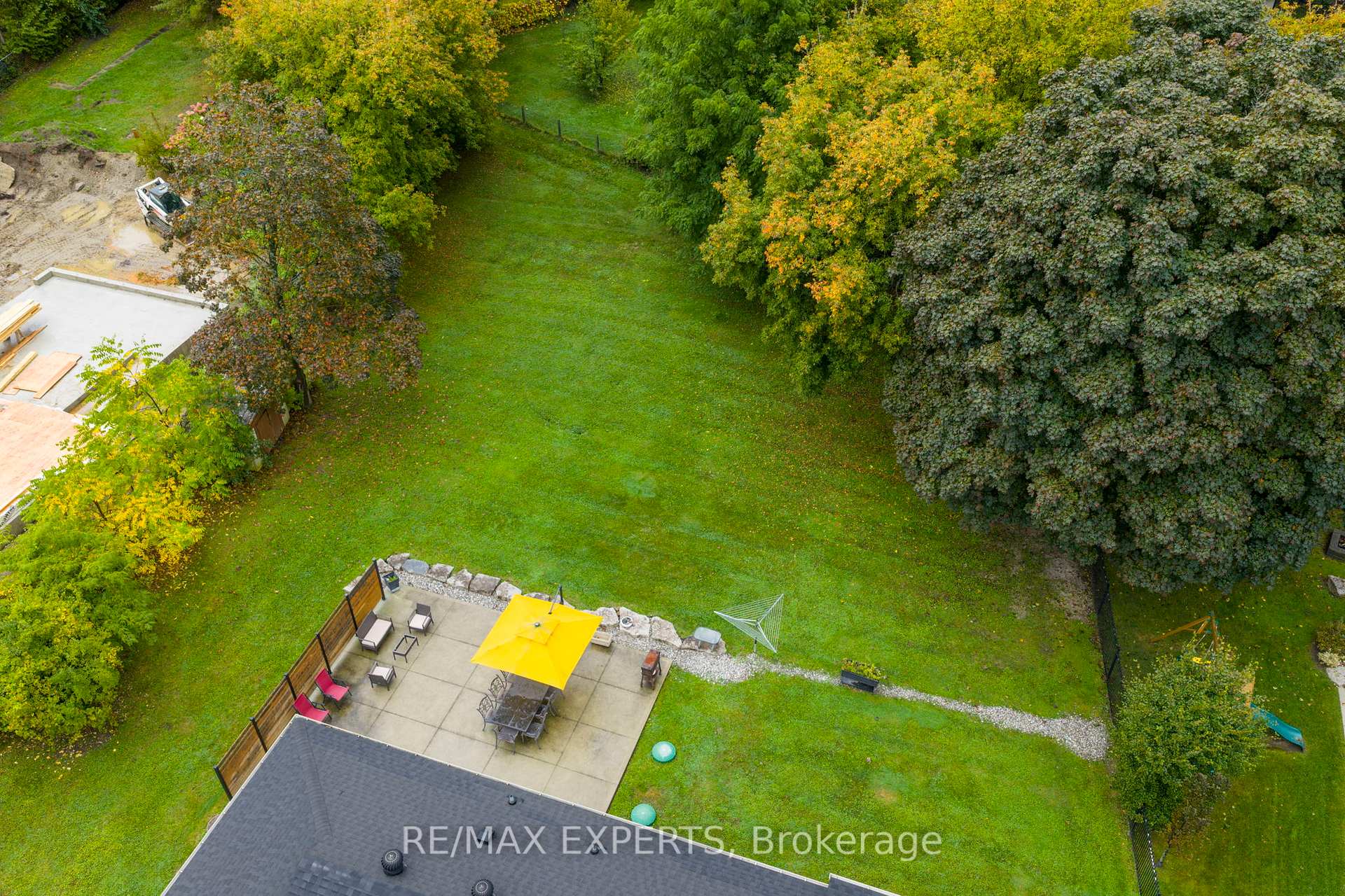 Photo 4 of 76 Bachley Crescent, King, Rural King — HOMEH