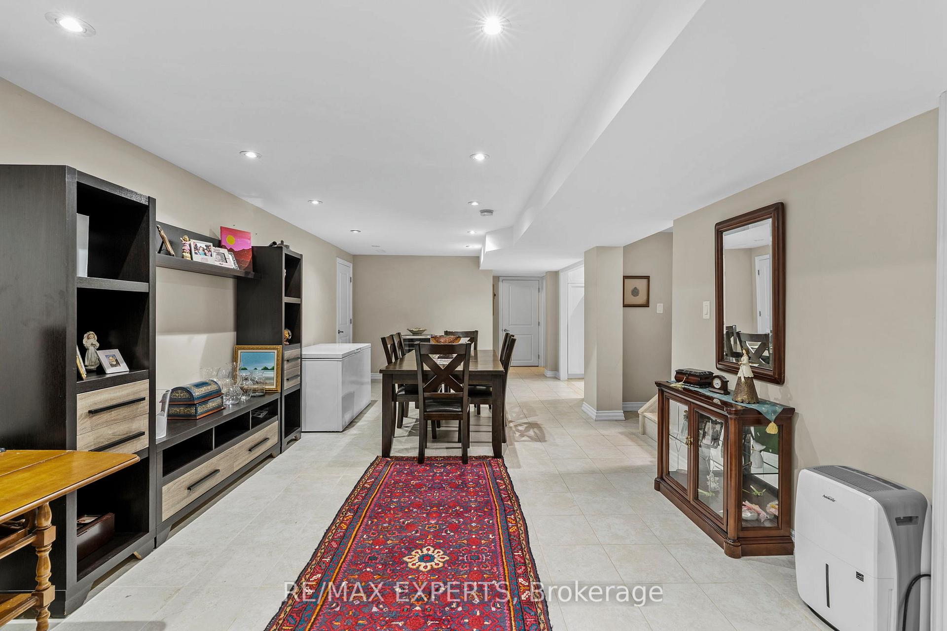 Photo 34 of 76 Bachley Crescent, King, Rural King — HOMEH