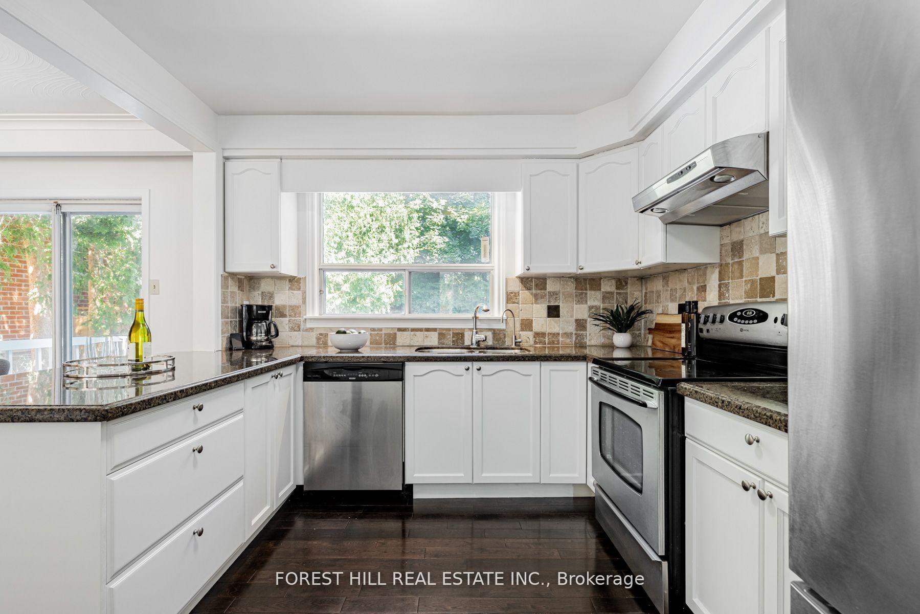 Photo 2 of 4 Dalmeny Road, Markham, Grandview — HOMEH