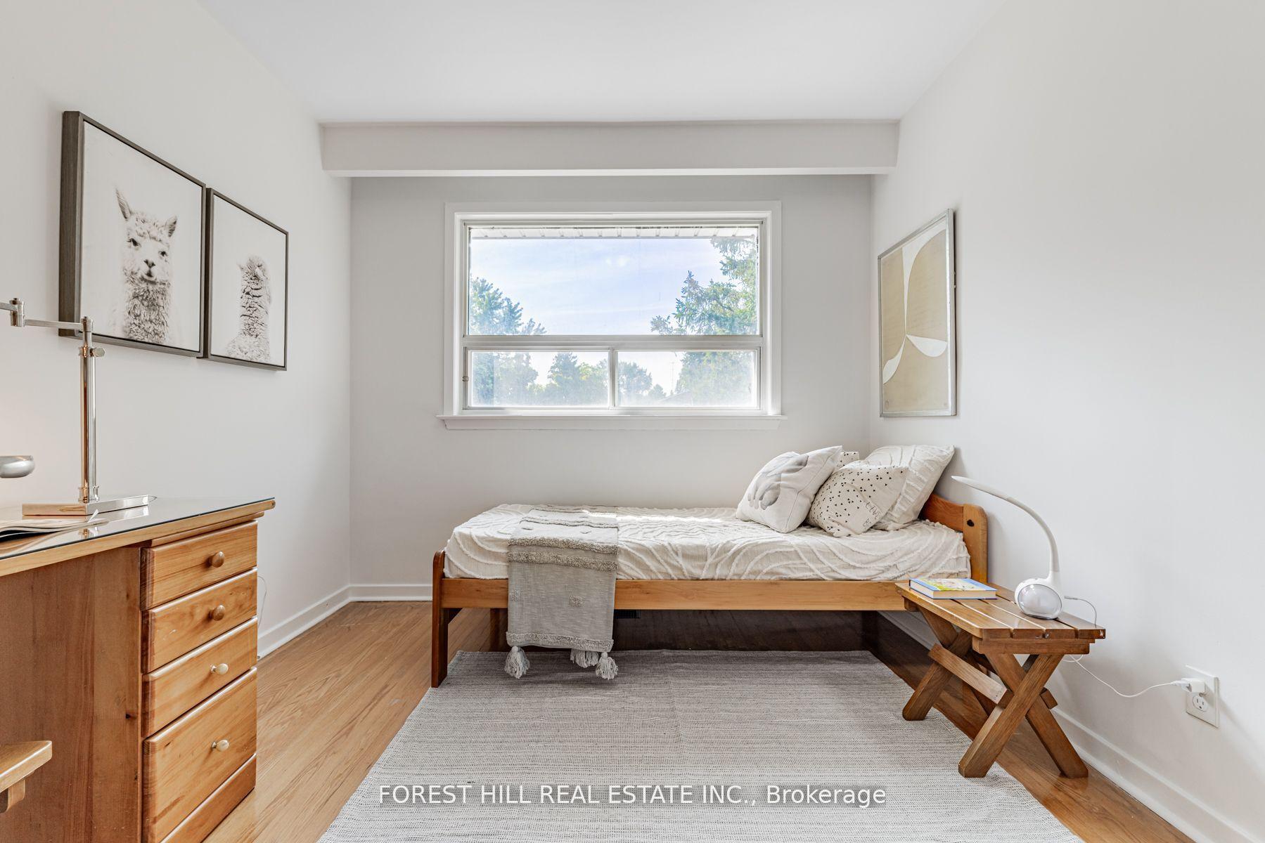 Photo 11 of 4 Dalmeny Road, Markham, Grandview — HOMEH