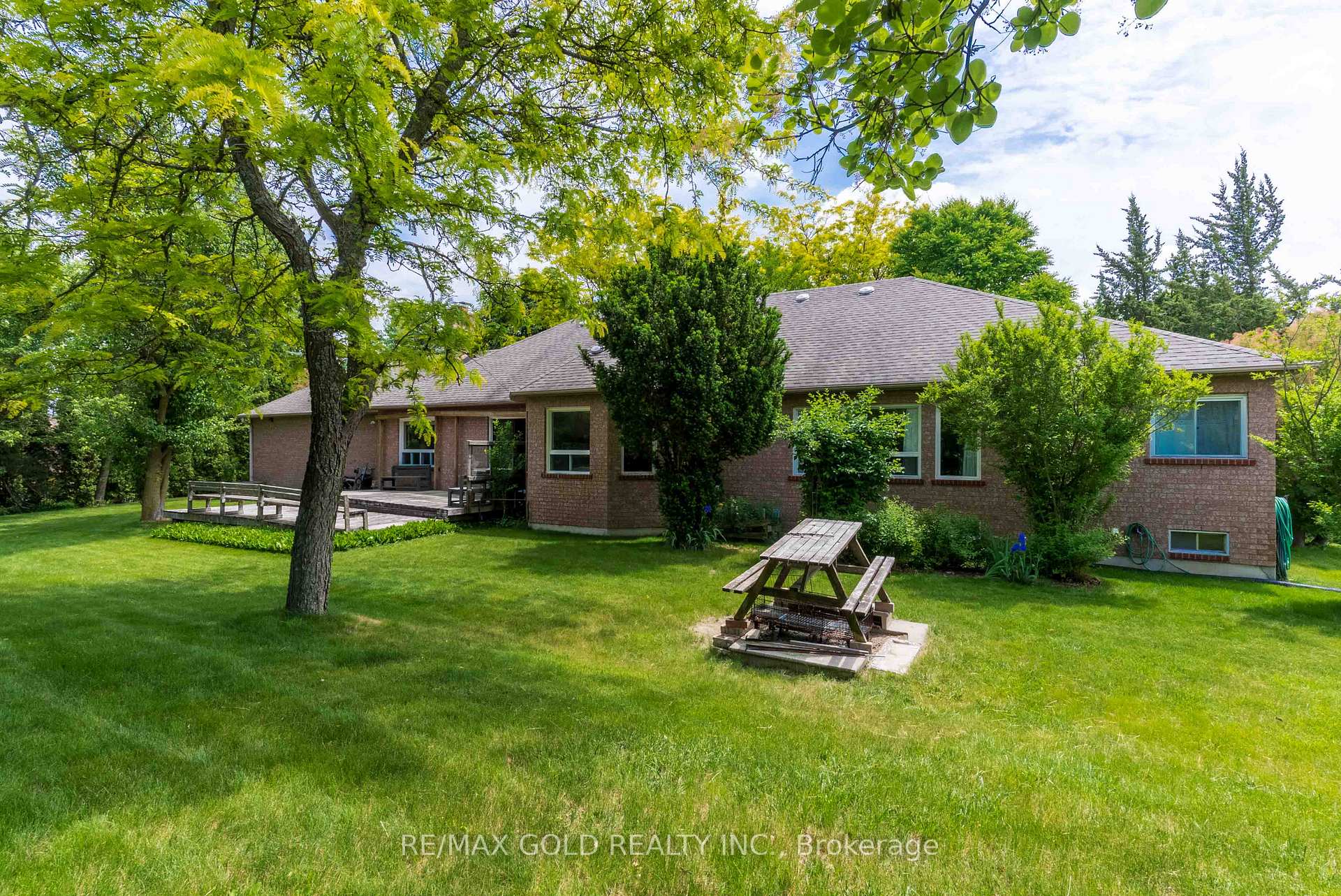 Photo 30 of 12 Golfdale Court, Caledon, Rural Caledon — HOMEH