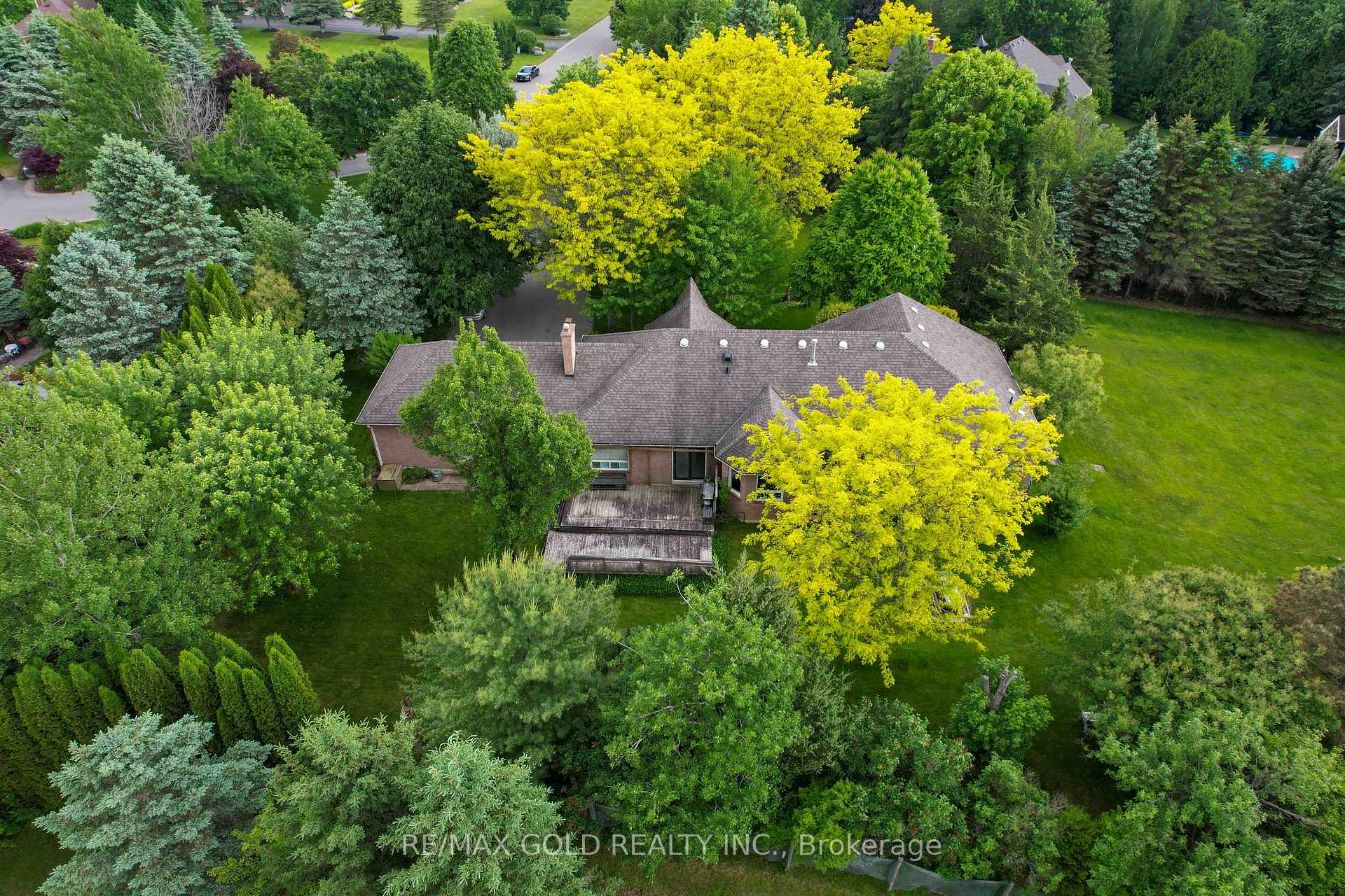 Photo 31 of 12 Golfdale Court, Caledon, Rural Caledon — HOMEH