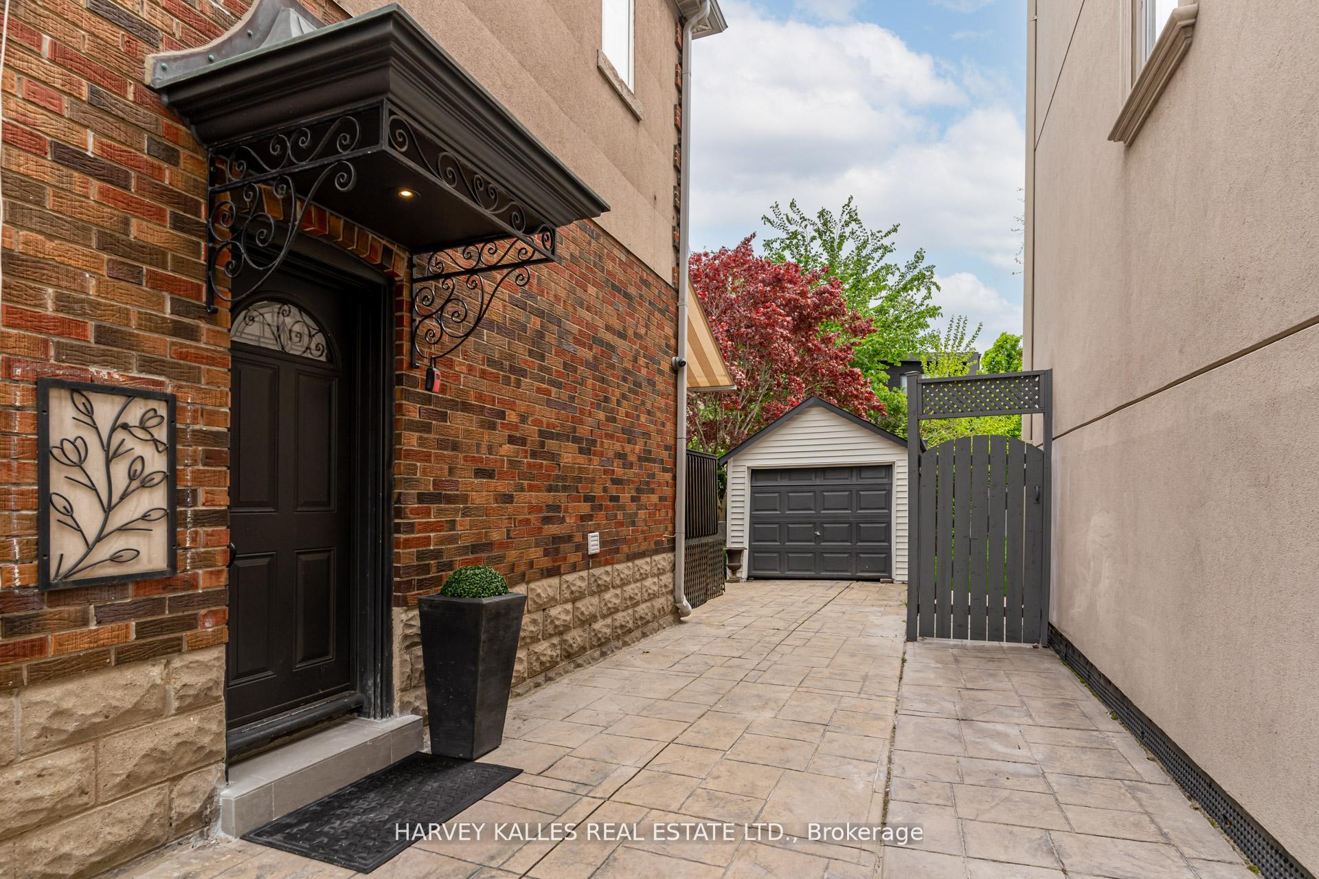 Photo 7 of 213 Brooke Avenue, Toronto, Bedford Park-Nortown — HOMEH