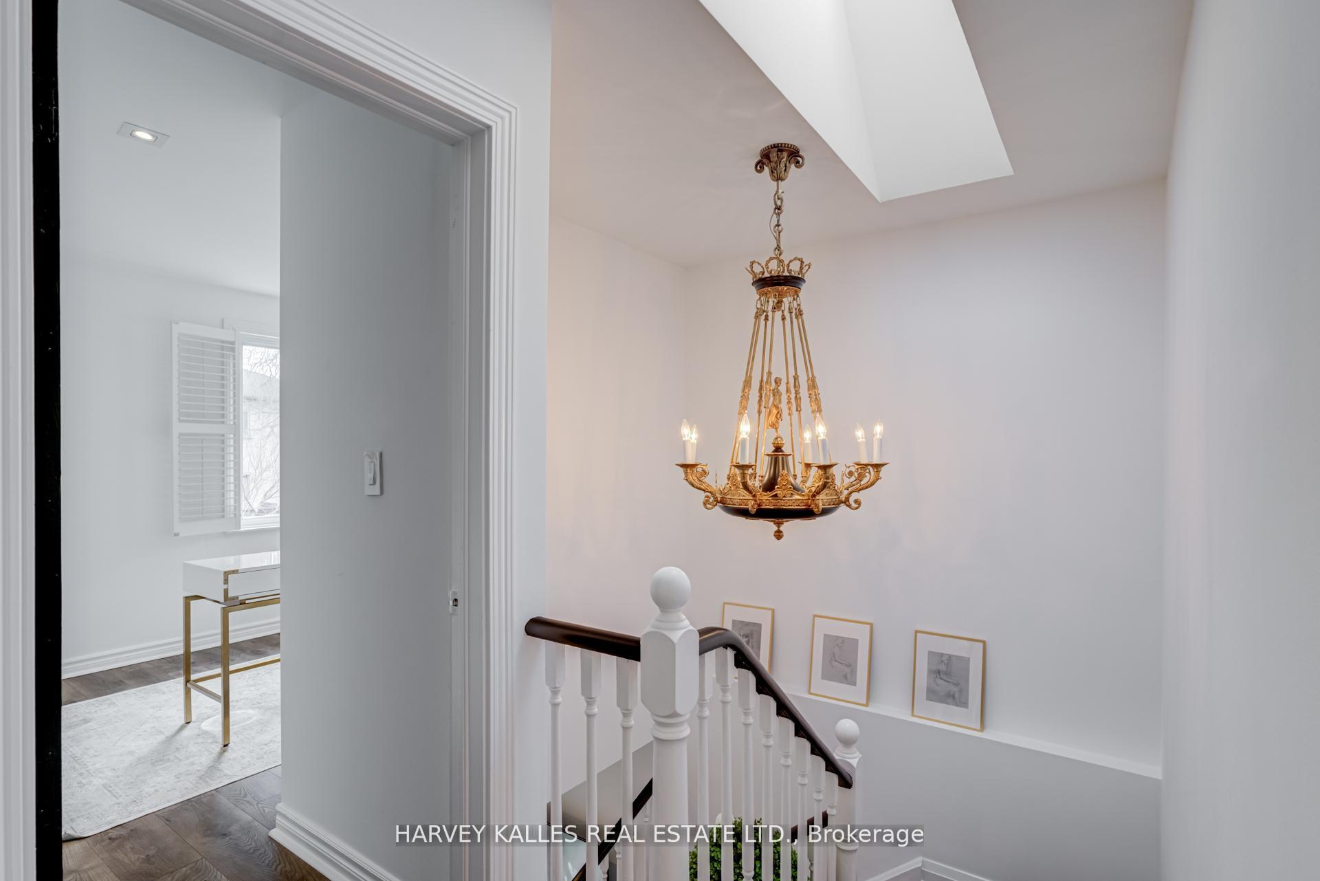 Photo 15 of 213 Brooke Avenue, Toronto, Bedford Park-Nortown — HOMEH