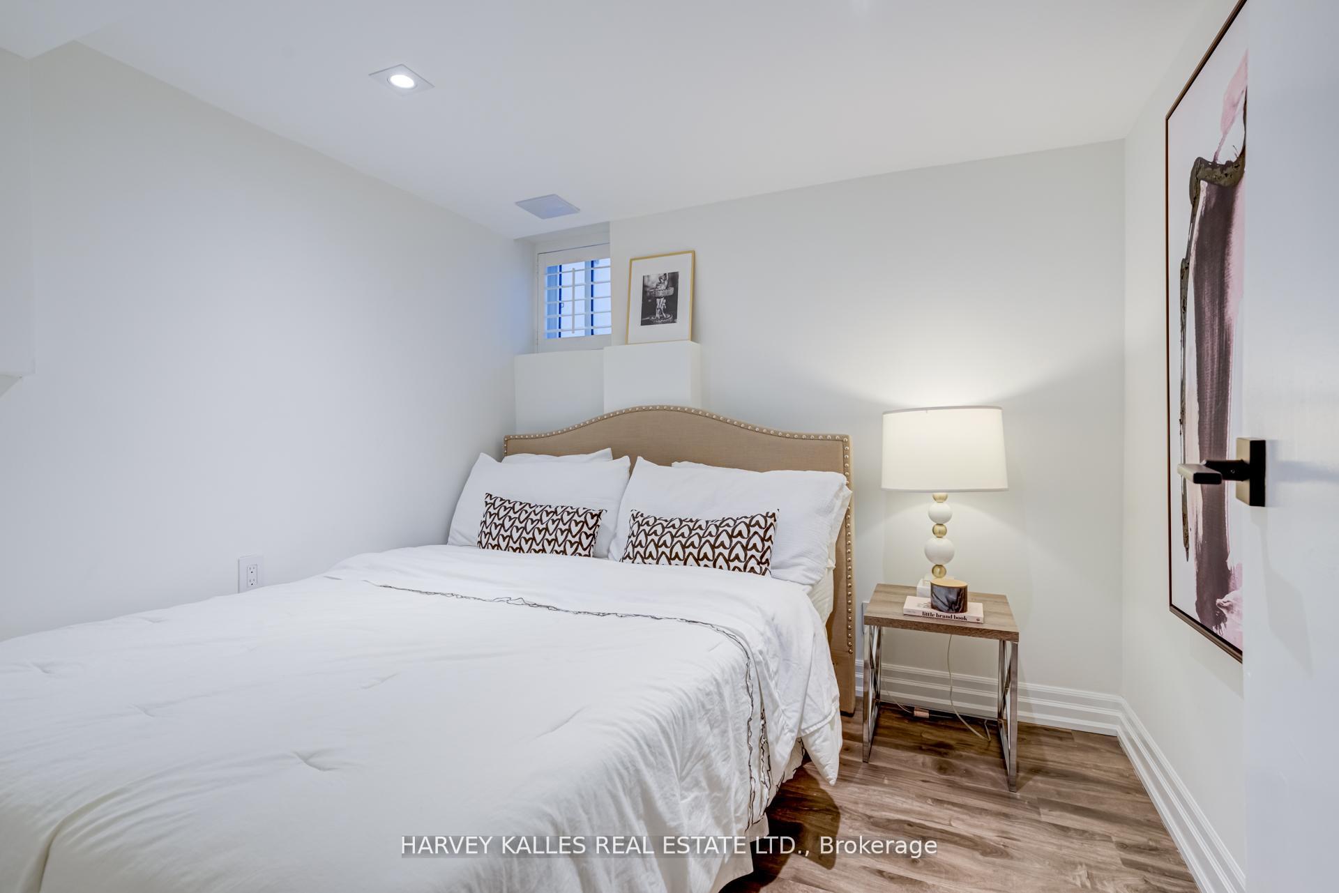 Photo 31 of 213 Brooke Avenue, Toronto, Bedford Park-Nortown — HOMEH