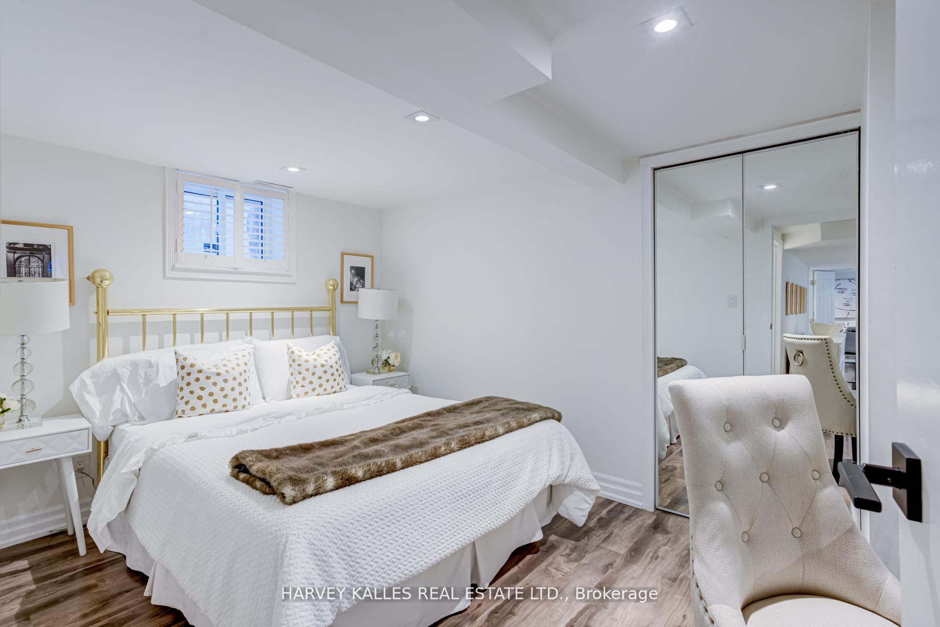 Photo 29 of 213 Brooke Avenue, Toronto, Bedford Park-Nortown — HOMEH