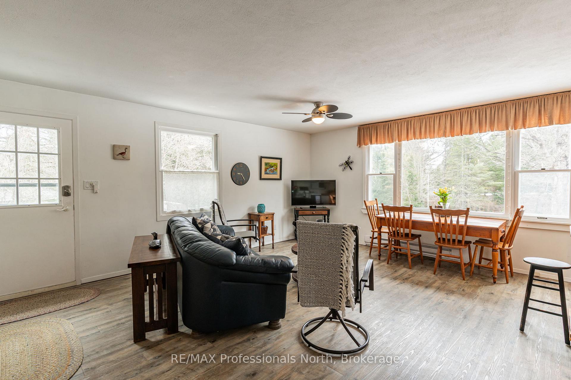 Photo 18 of 1010 Sturgeon Drive, Minden Hills, Minden — HOMEH