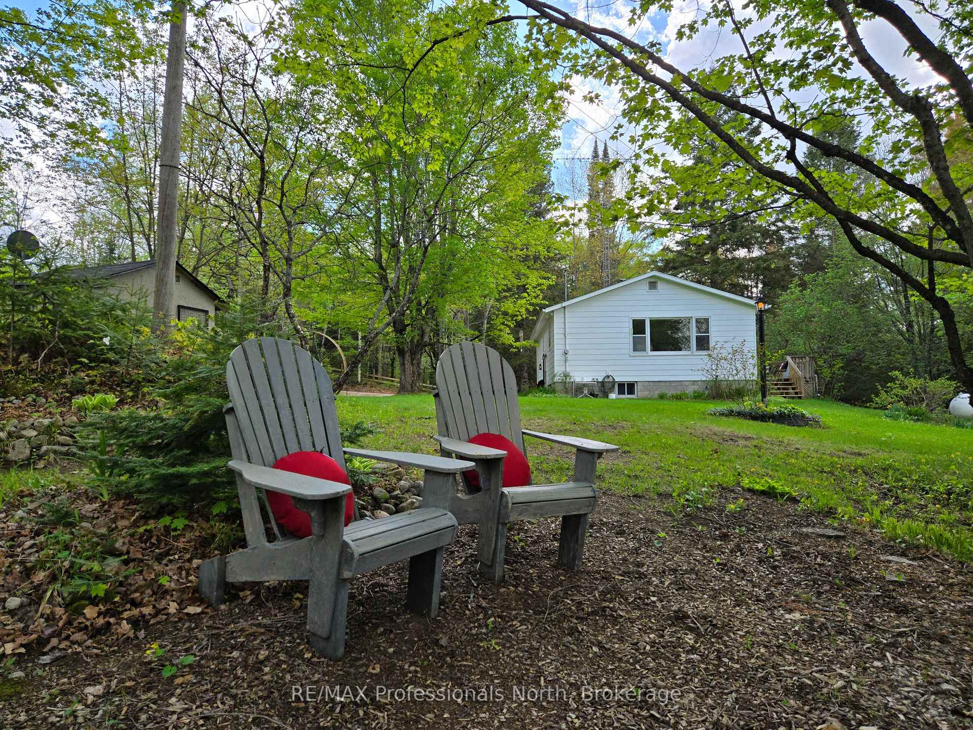 Photo 22 of 1010 Sturgeon Drive, Minden Hills, Minden — HOMEH