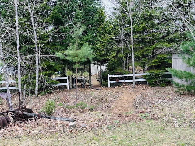 Photo 29 of 1010 Sturgeon Drive, Minden Hills, Minden — HOMEH