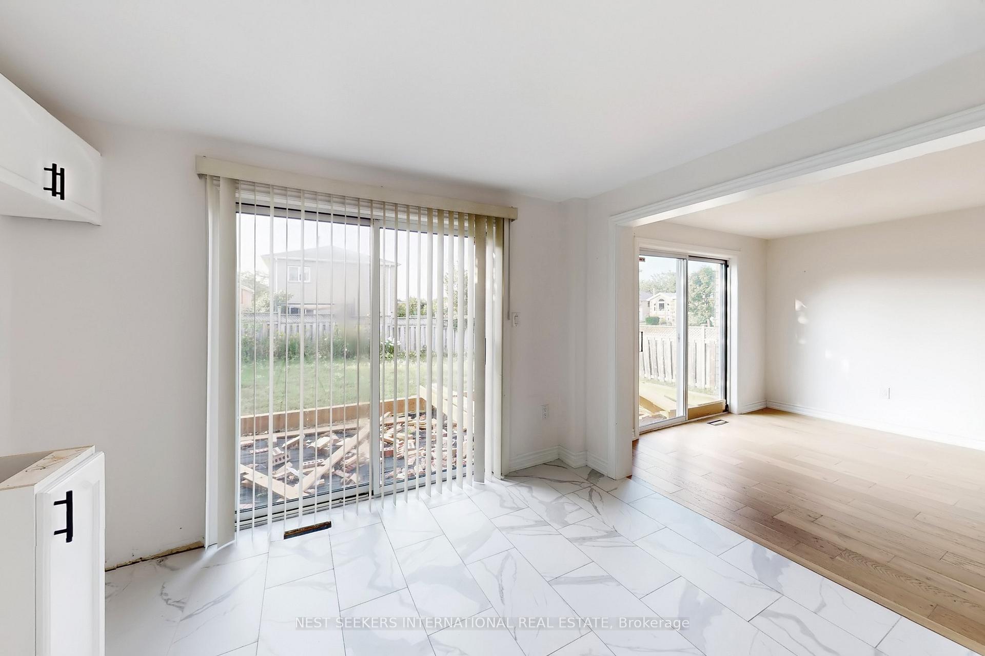 Photo 9 of 78 Clute Crescent, Barrie, Holly — HOMEH