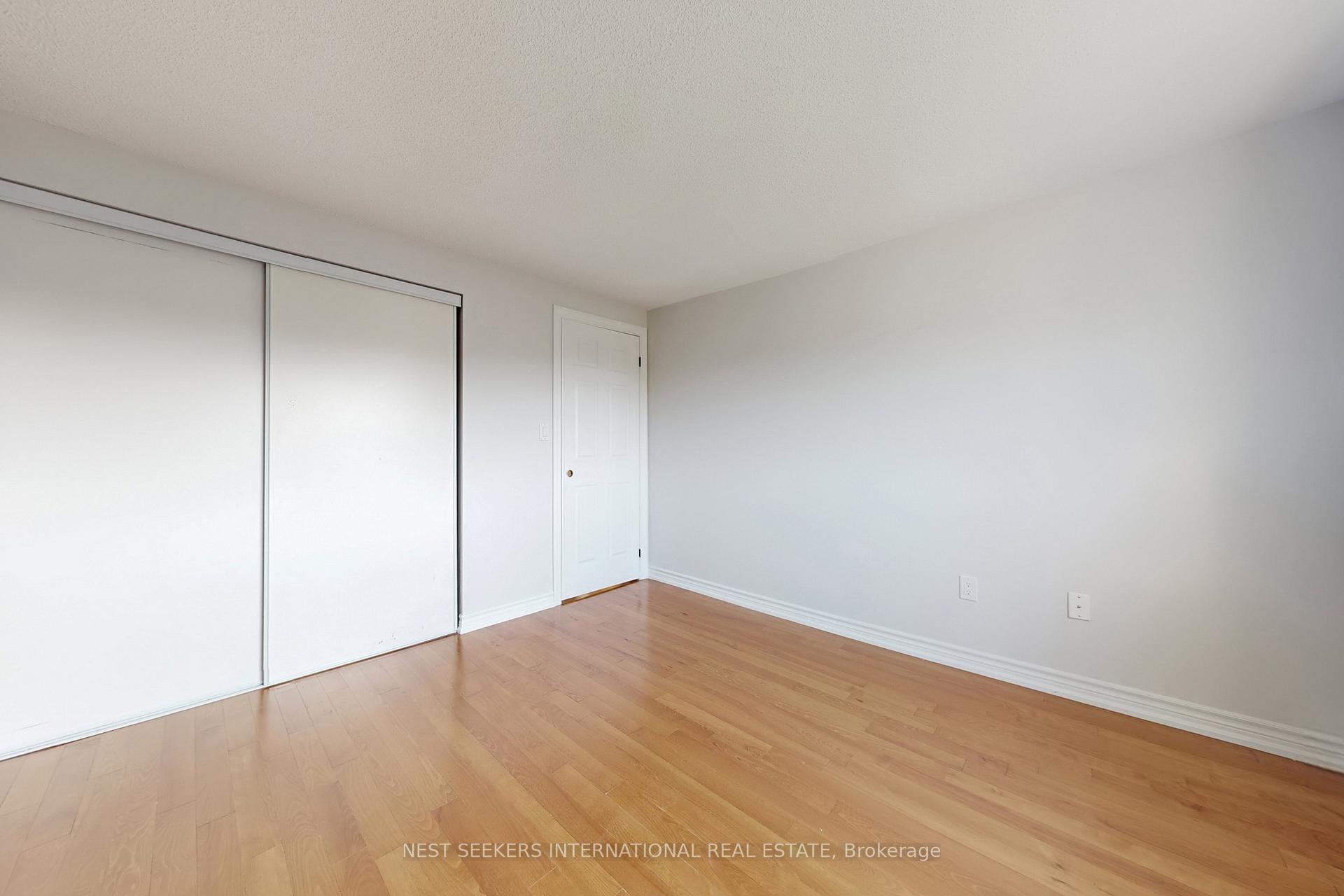 Photo 22 of 78 Clute Crescent, Barrie, Holly — HOMEH