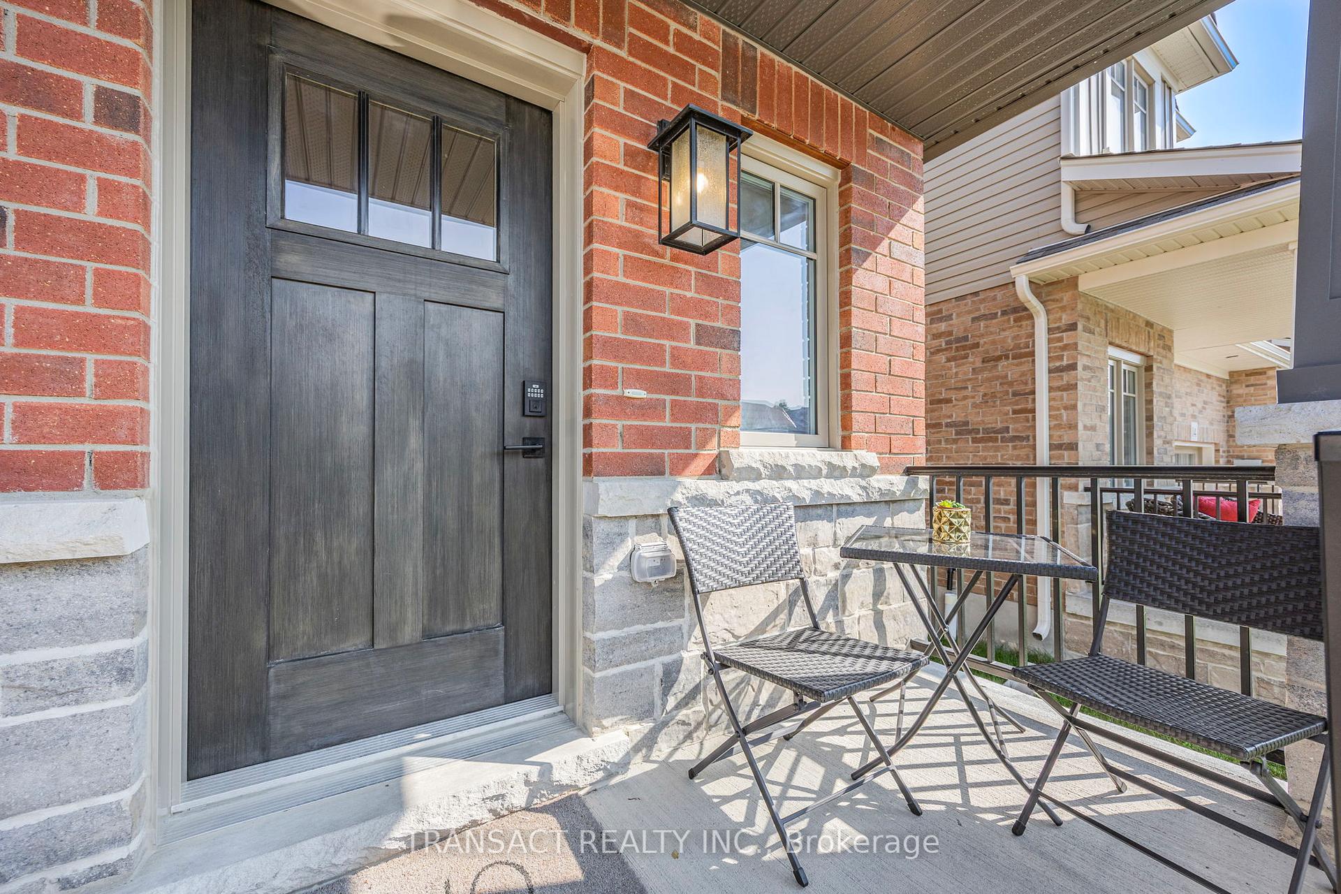 Photo 2 of 16 Shipley Avenue, Collingwood — HOMEH