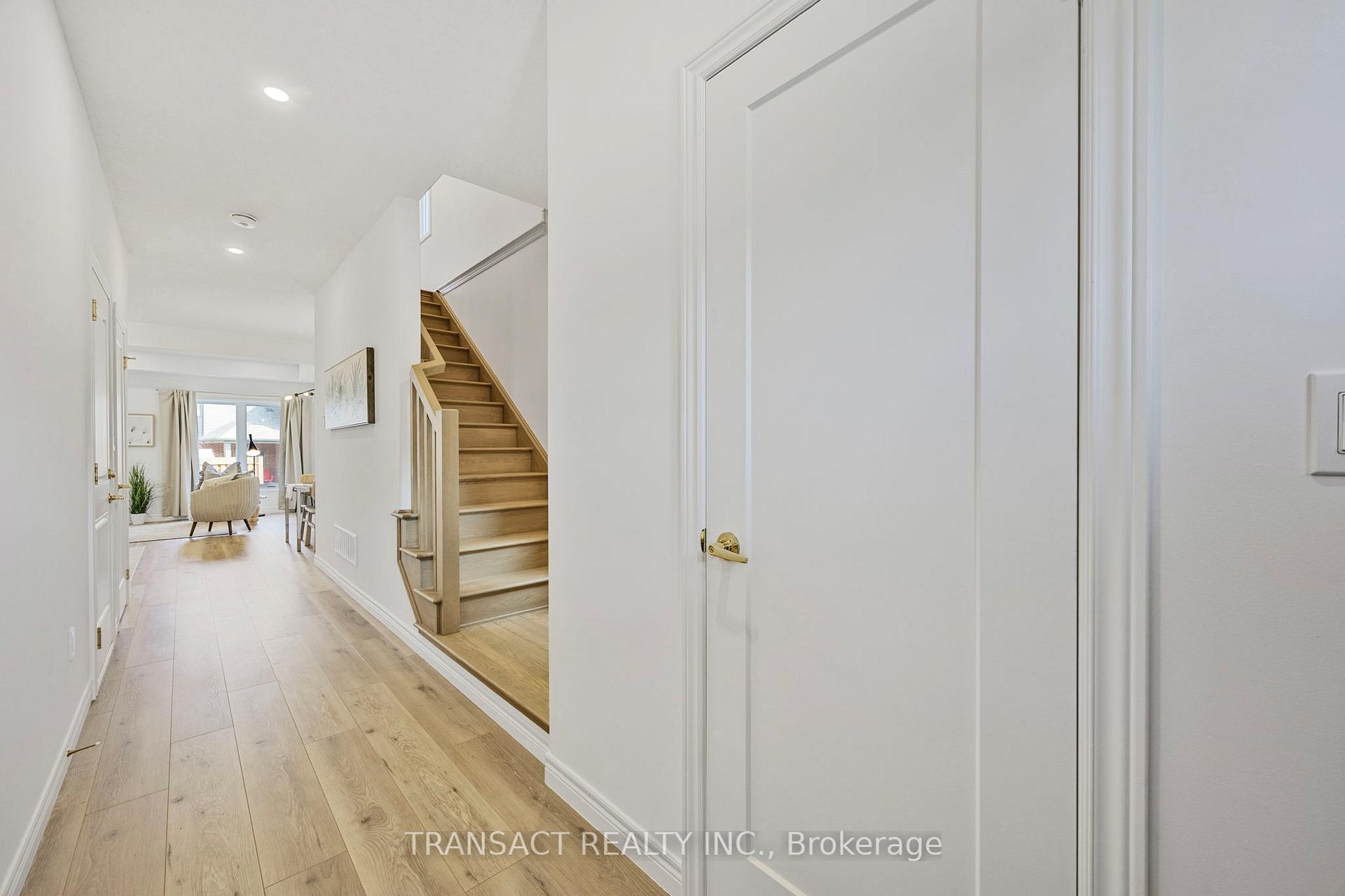 Photo 5 of 16 Shipley Avenue, Collingwood — HOMEH