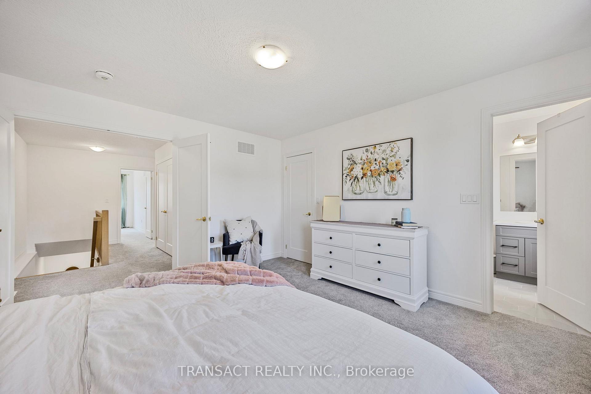 Photo 21 of 16 Shipley Avenue, Collingwood — HOMEH