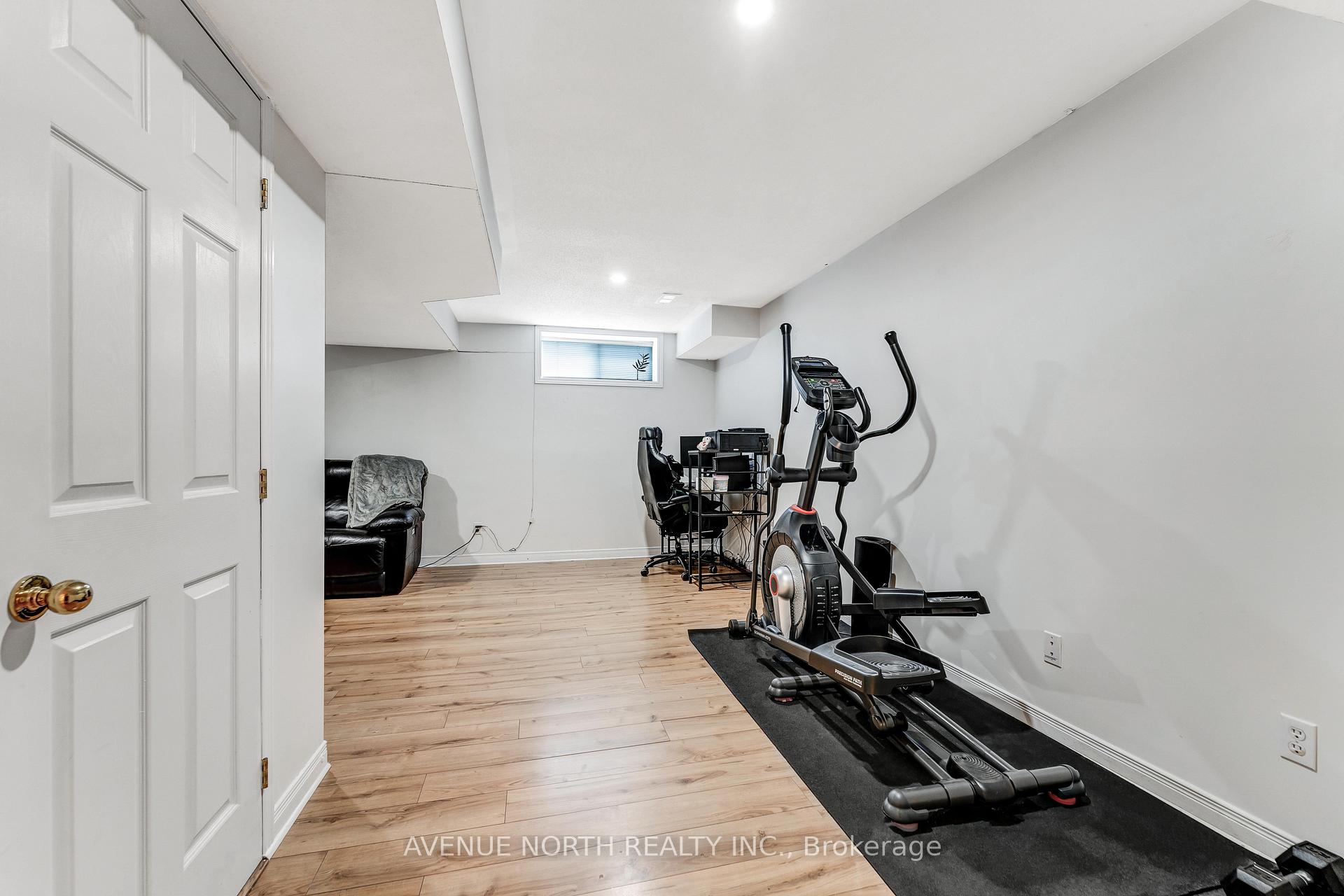 Photo 17 of 51 Mullcraft Crescent, Ottawa, Barrhaven - Longfields — HOMEH