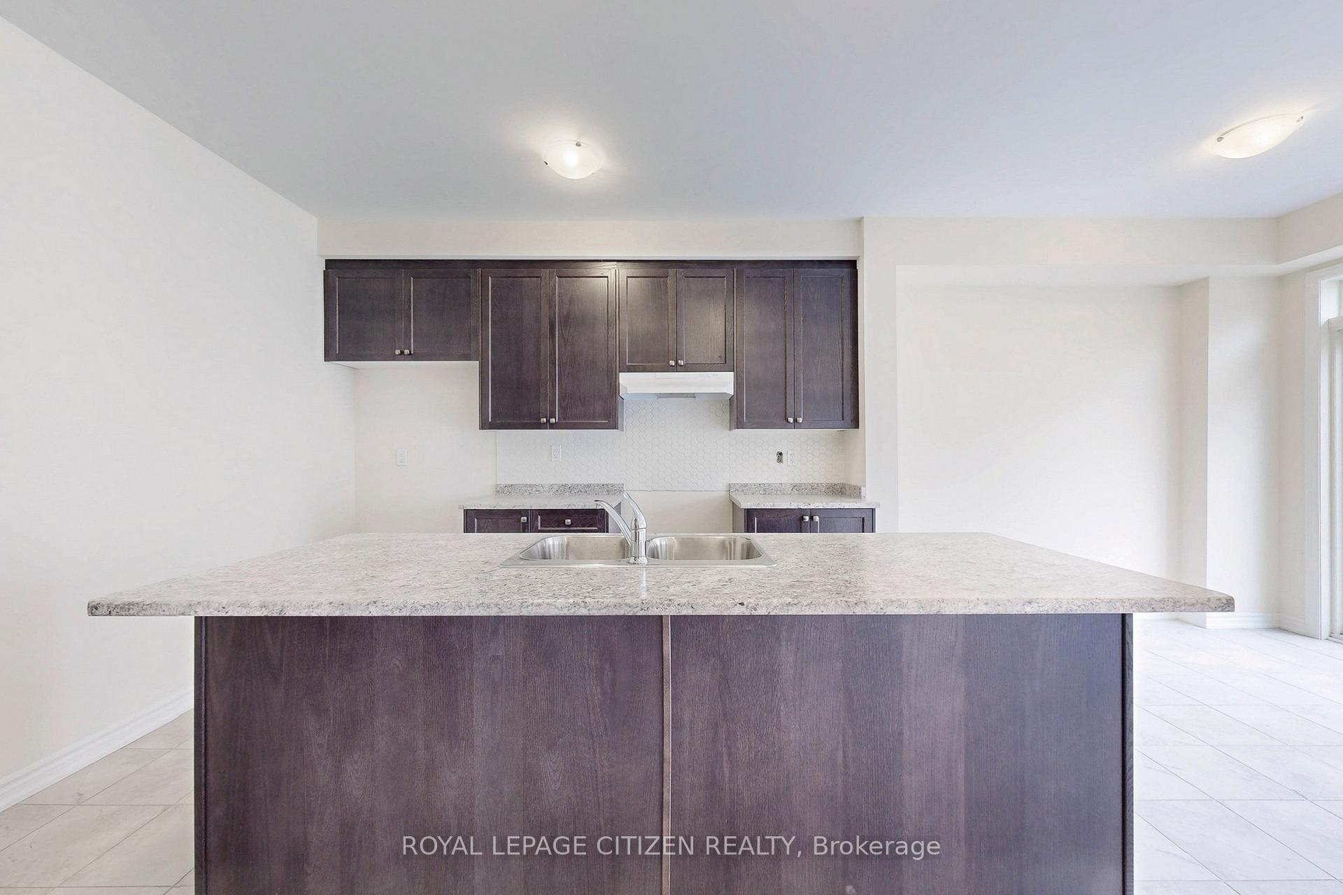 Photo 5 of 45 Raines Road, Scugog, Port Perry — HOMEH