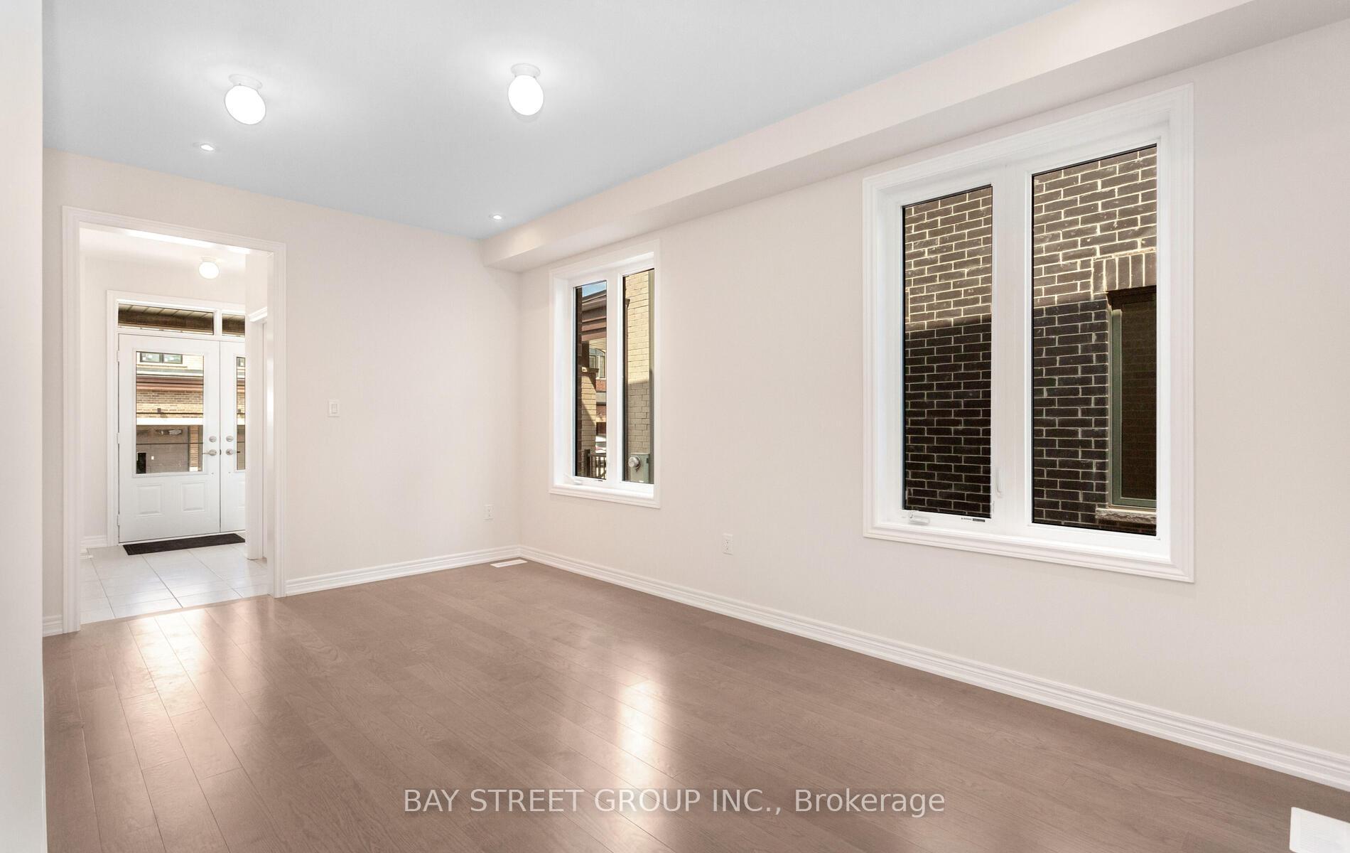 Photo 6 of 888 Apple Terrace, Milton, Cobban — HOMEH