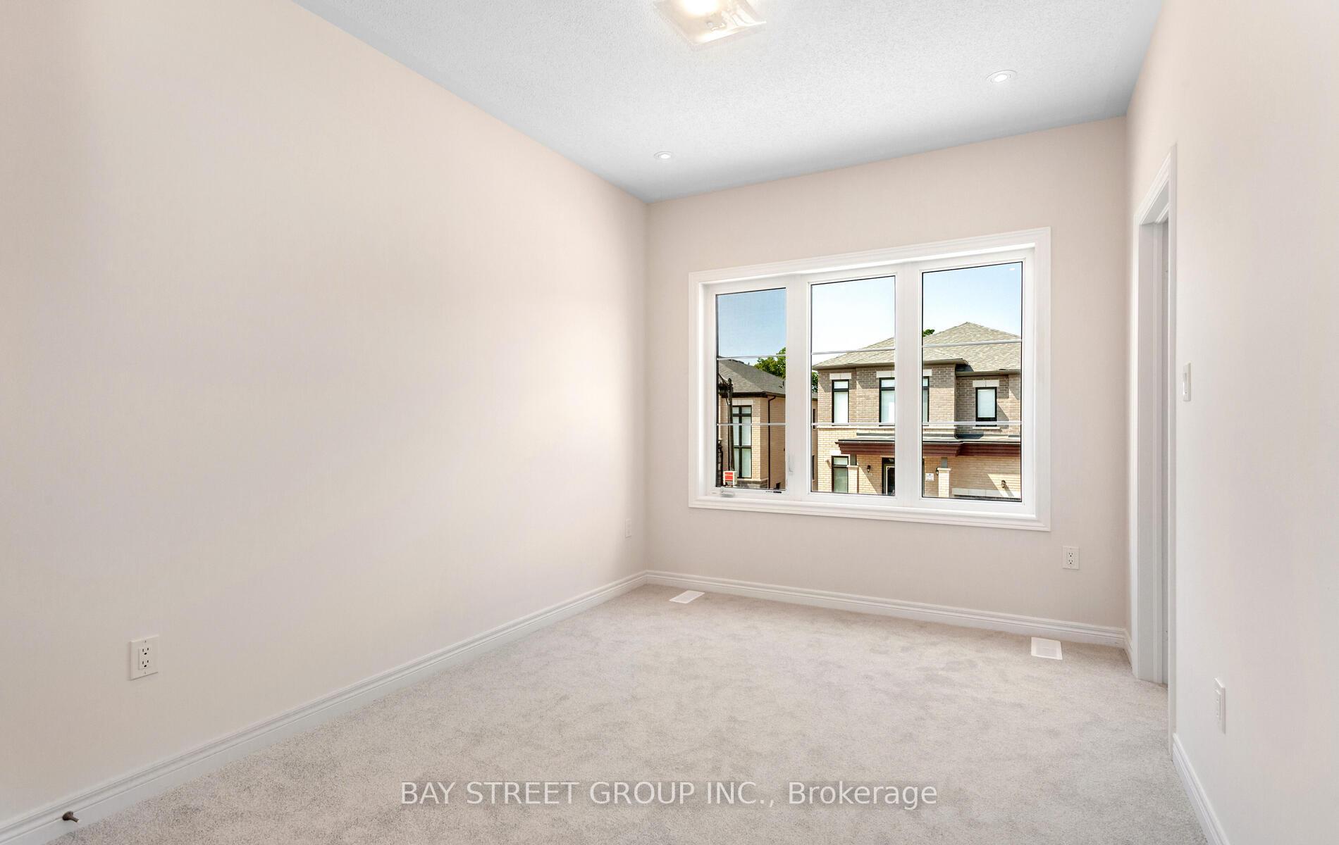 Photo 30 of 888 Apple Terrace, Milton, Cobban — HOMEH