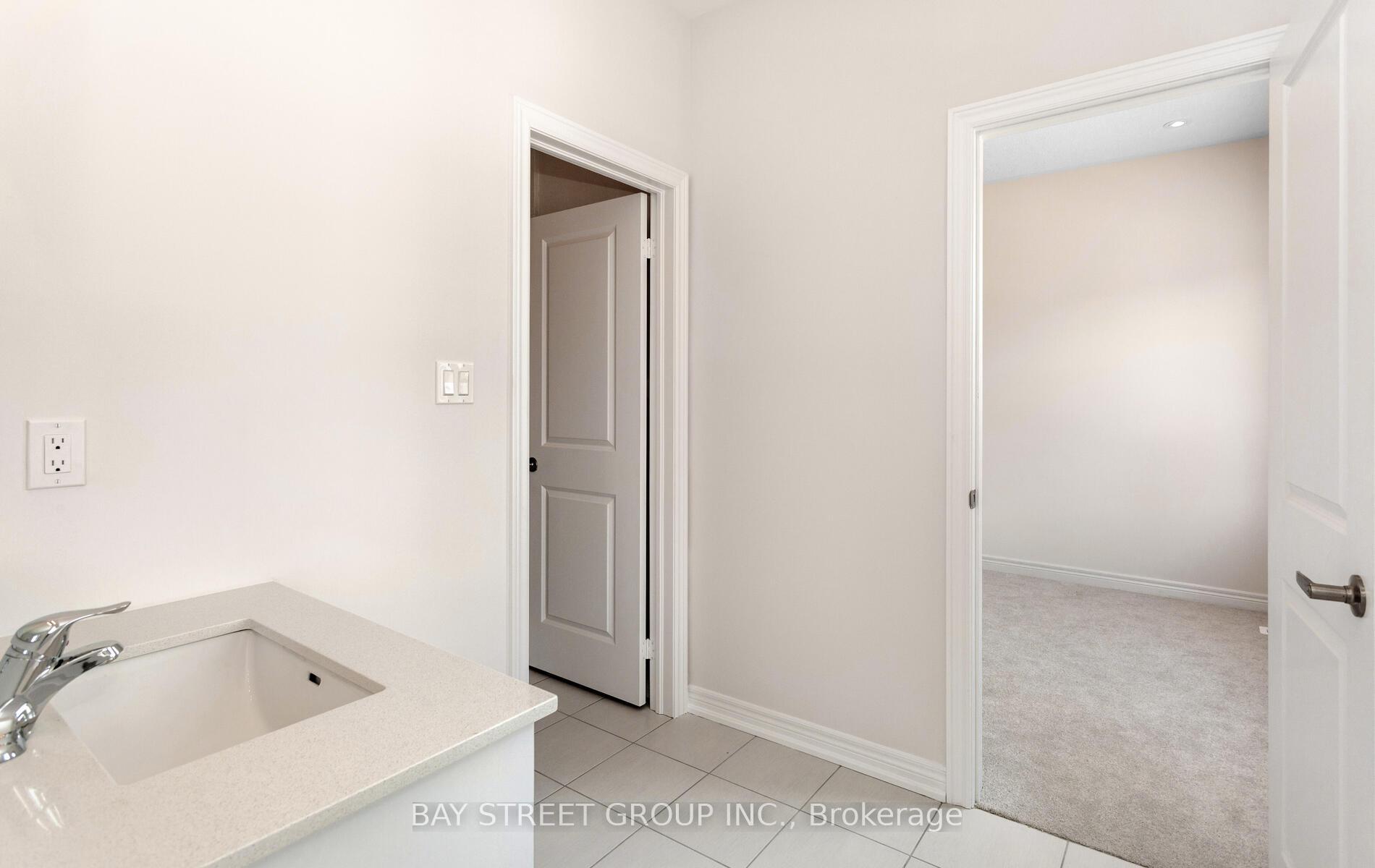 Photo 7 of 888 Apple Terrace, Milton, Cobban — HOMEH