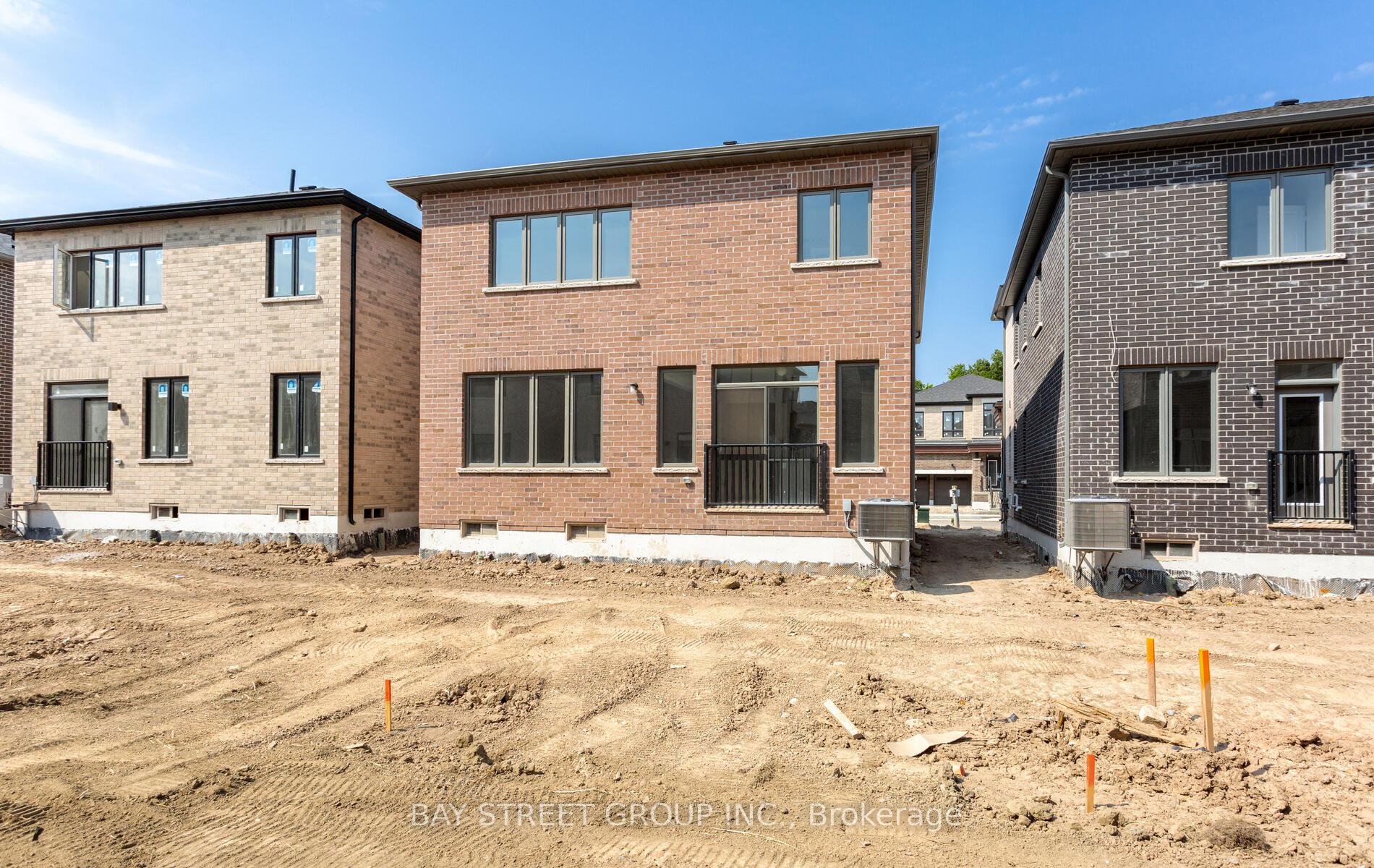 Photo 31 of 888 Apple Terrace, Milton, Cobban — HOMEH