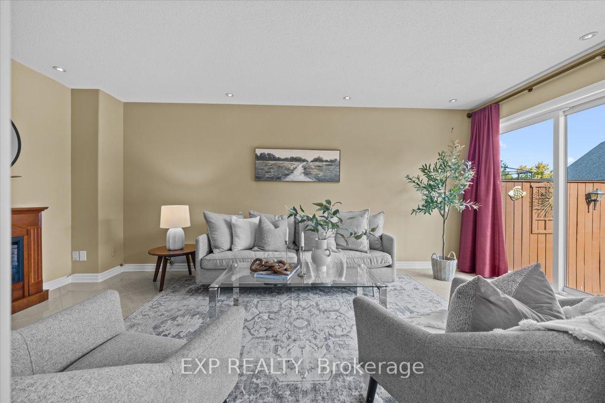 Photo 25 of 1871 Markwell Crescent, Ottawa, Chateauneuf — HOMEH