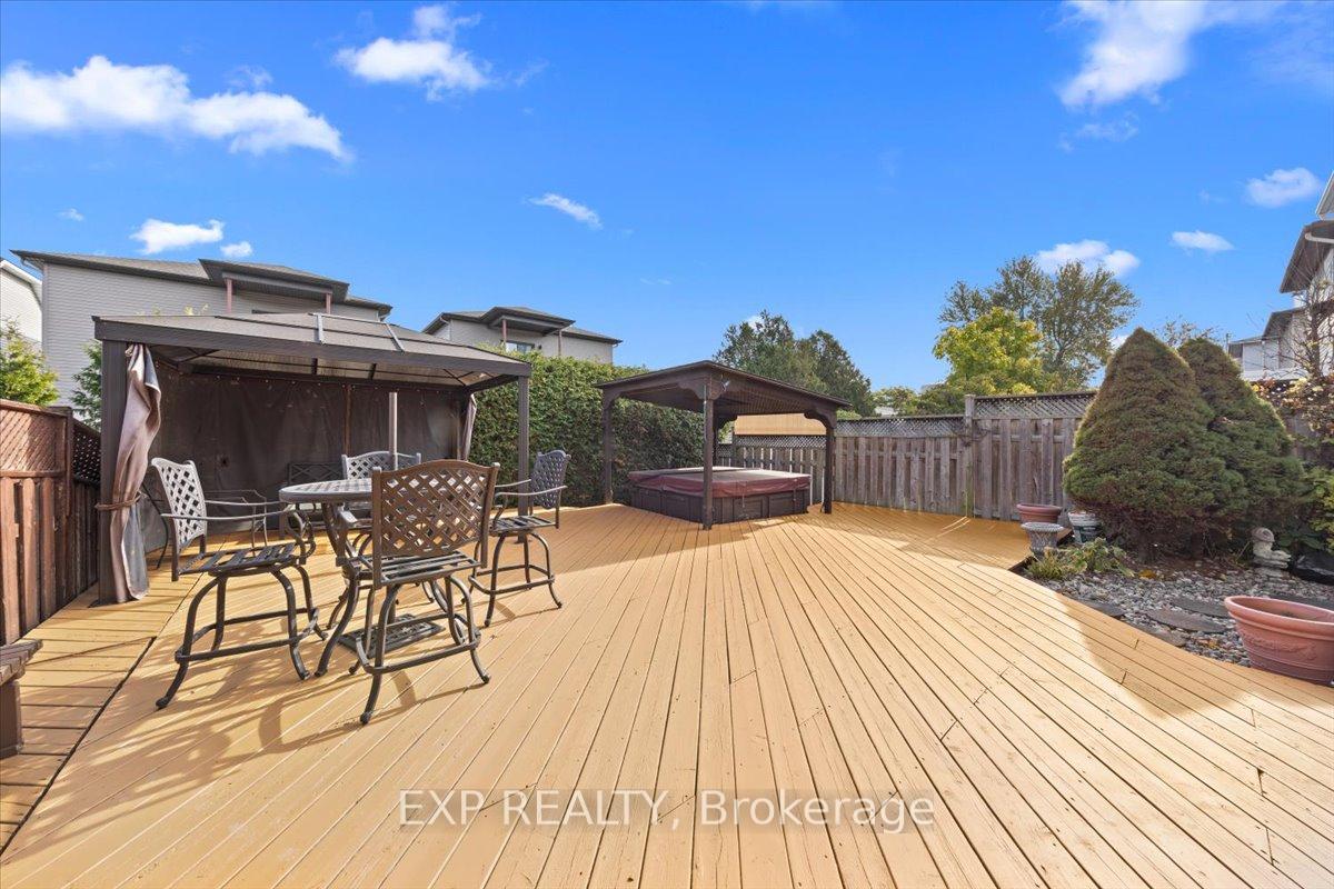 Photo 39 of 1871 Markwell Crescent, Ottawa, Chateauneuf — HOMEH