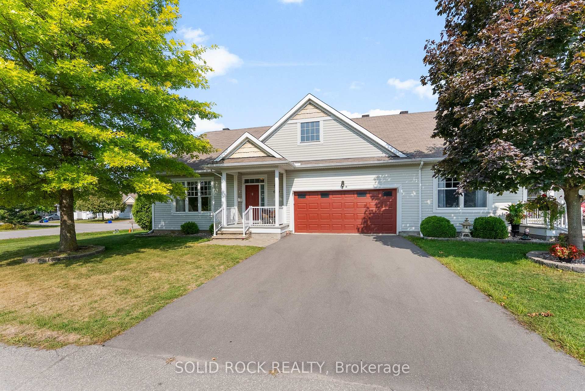 Photo 14 of 659 Country Trail Private, Ottawa, Carlsbad Springs — HOMEH
