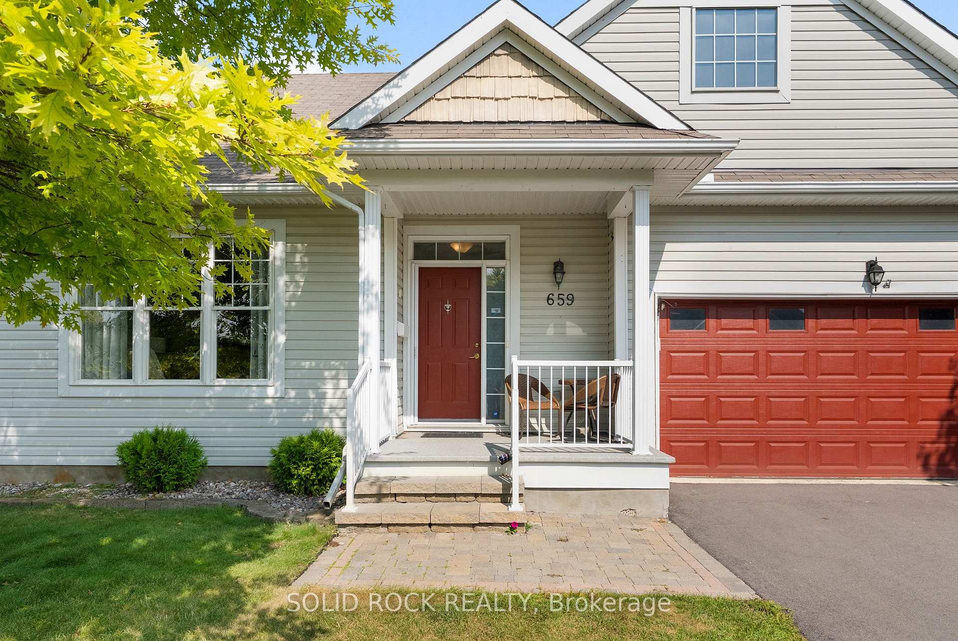 Photo 4 of 659 Country Trail Private, Ottawa, Carlsbad Springs — HOMEH