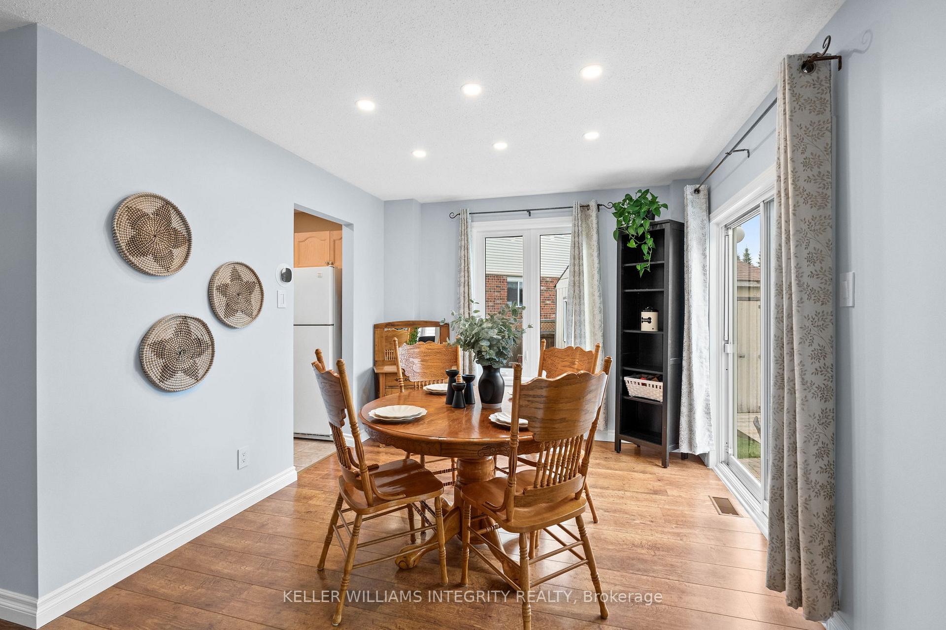 Photo 14 of 135 Whalings Circle, Ottawa, Stittsville (Central) — HOMEH