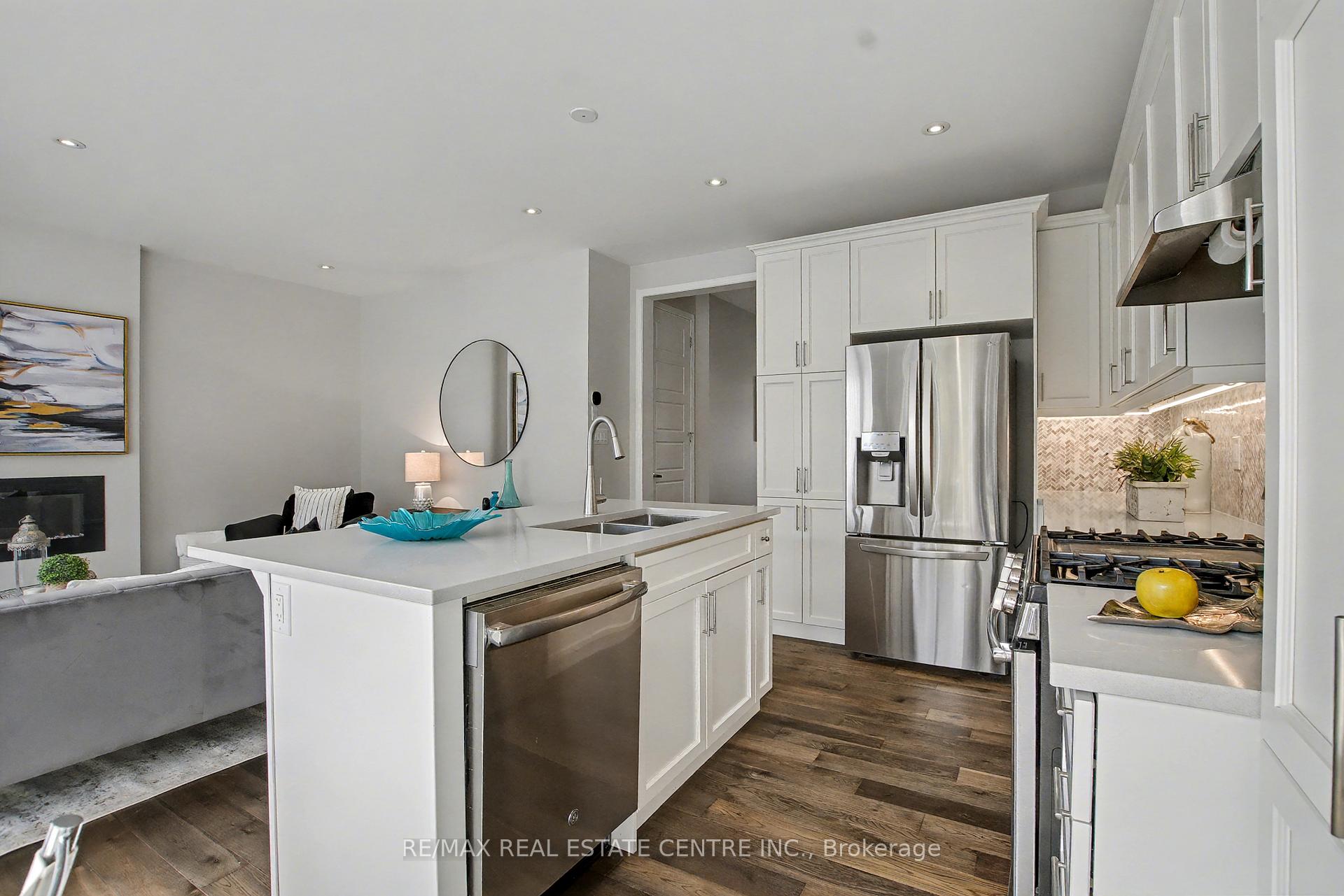 Photo 5 of 573 Juneberry Court, Milton, Cobban — HOMEH