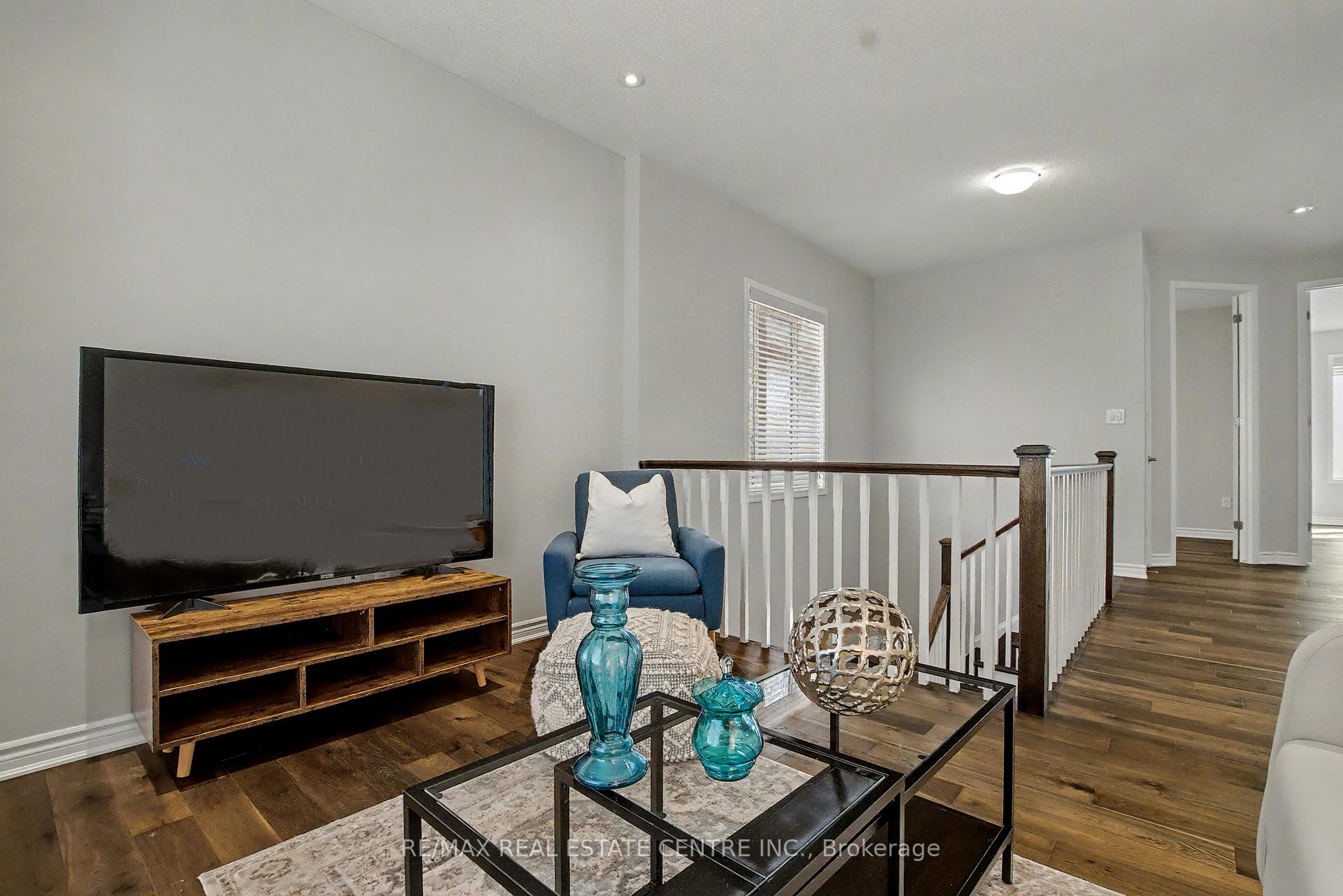 Photo 13 of 573 Juneberry Court, Milton, Cobban — HOMEH