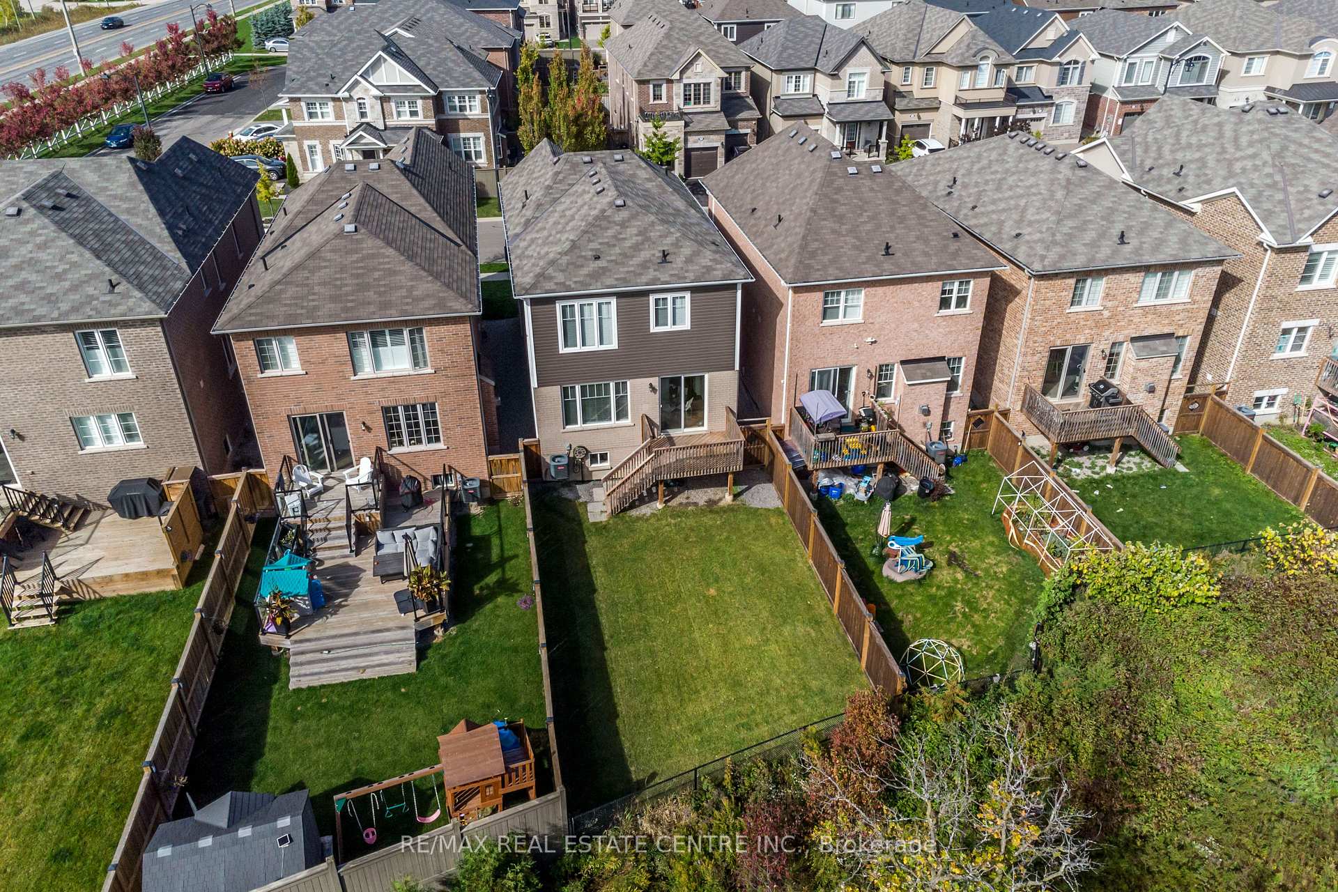Photo 44 of 573 Juneberry Court, Milton, Cobban — HOMEH