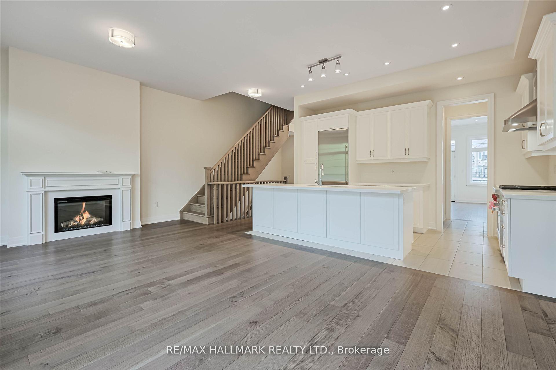 Photo 20 of 5 West Village Lane, Markham, Angus Glen — HOMEH
