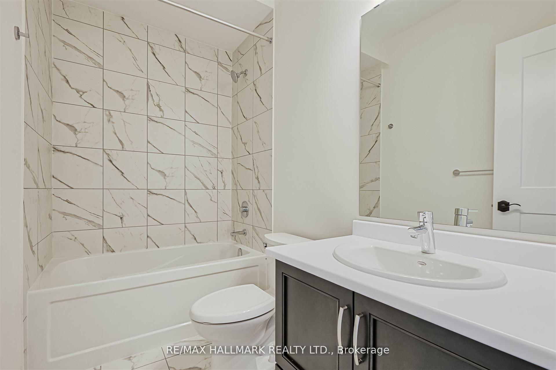 Photo 23 of 5 West Village Lane, Markham, Angus Glen — HOMEH
